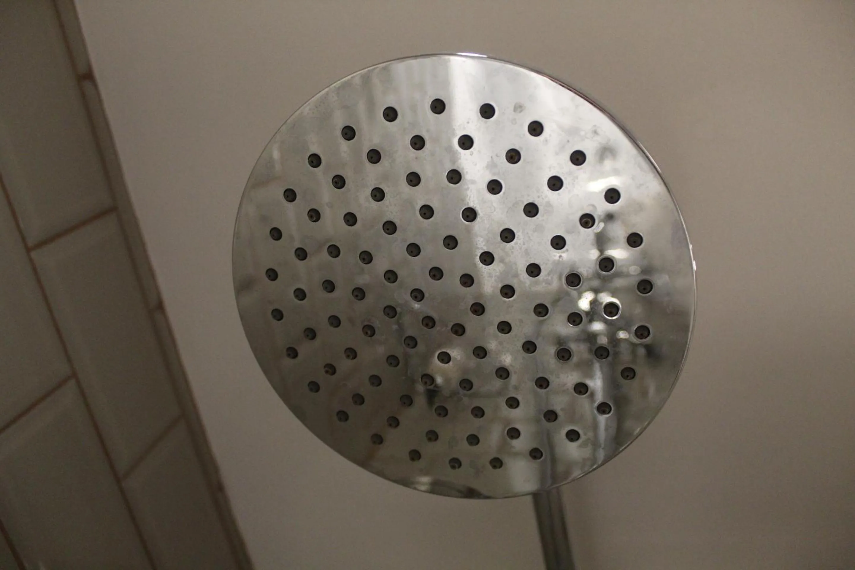 Bedroom in Red Dragon Inn