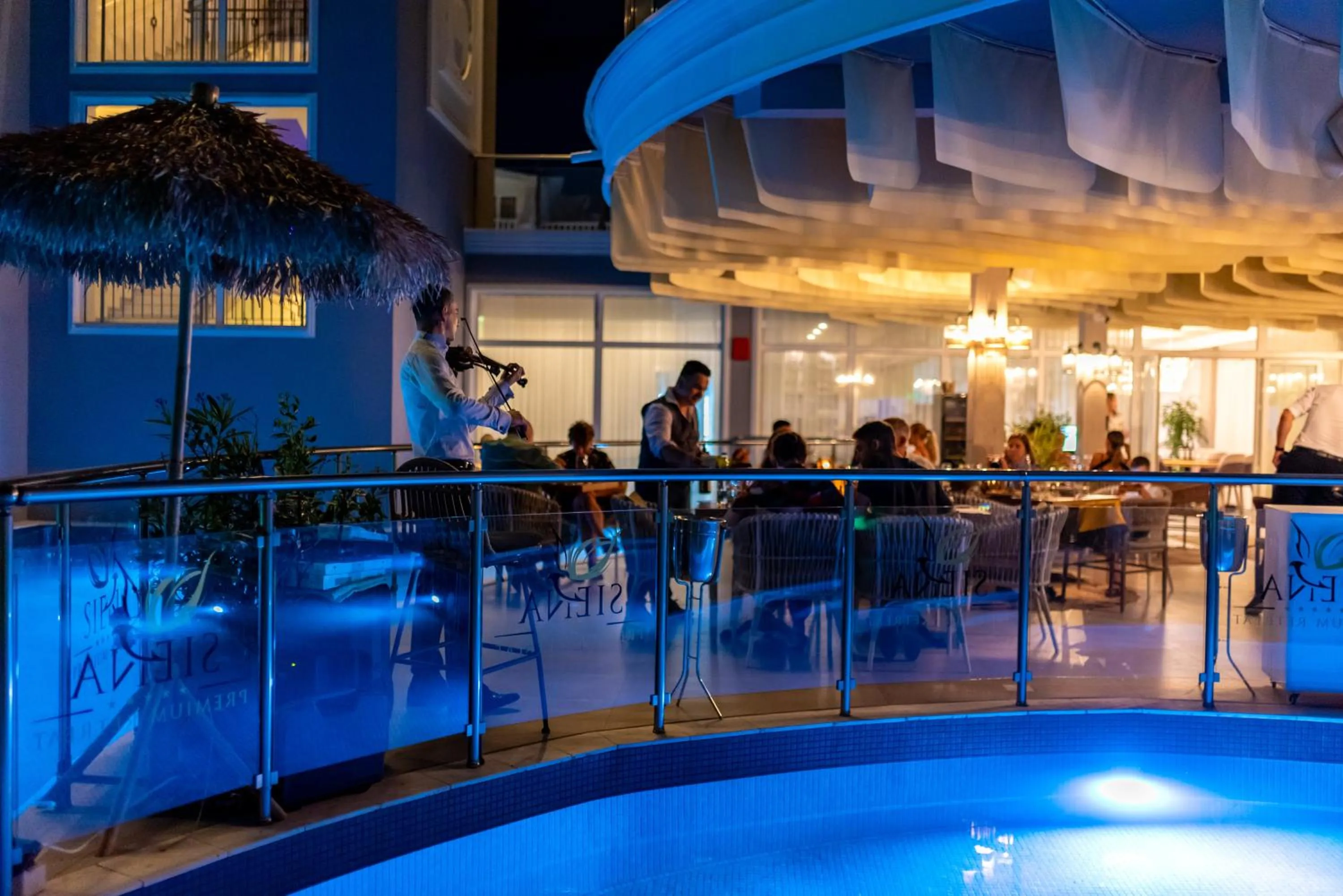 Restaurant/places to eat in Siena Premium Retreat