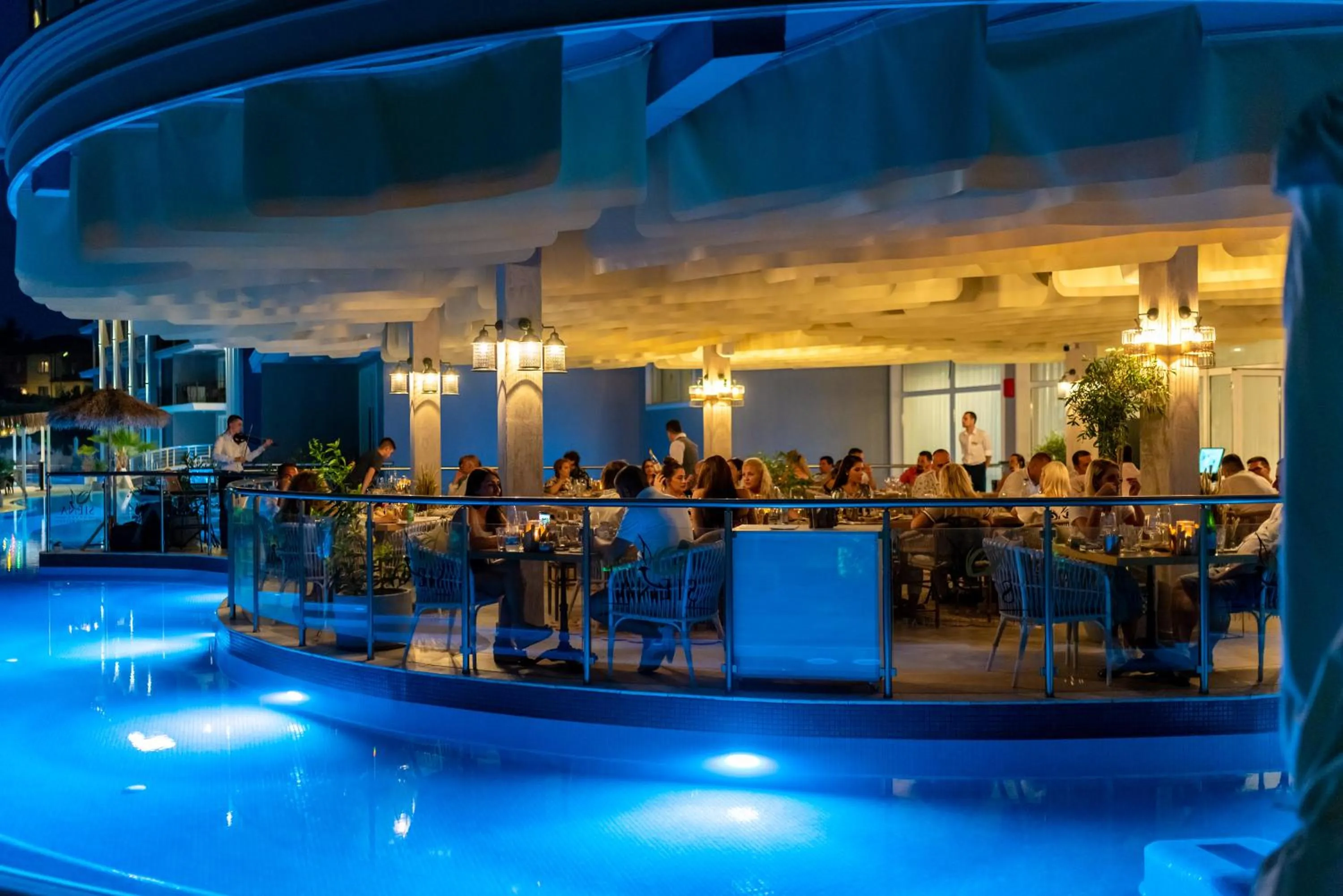 Restaurant/places to eat in Siena Premium Retreat