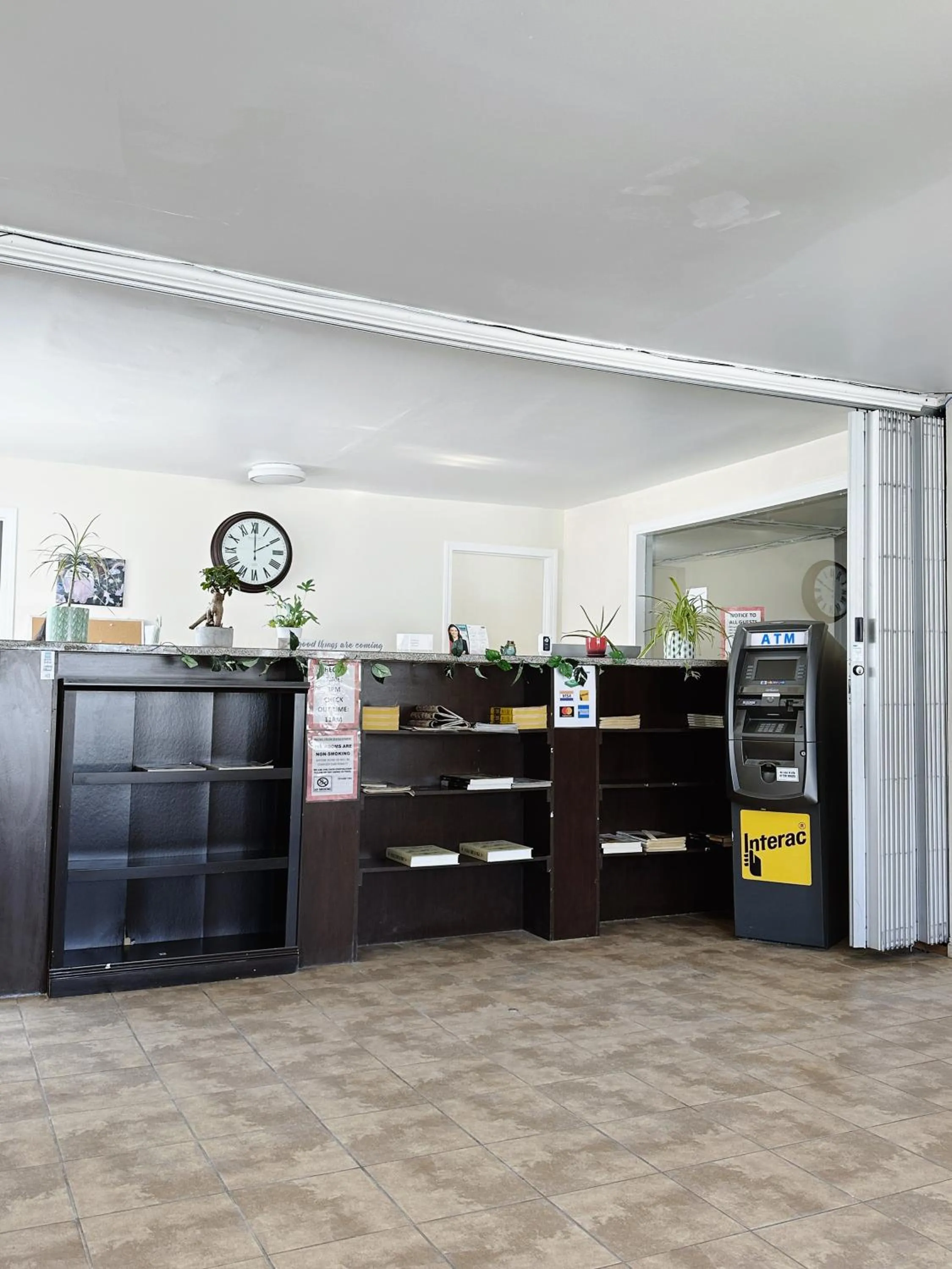 Property building in Uptown Motel