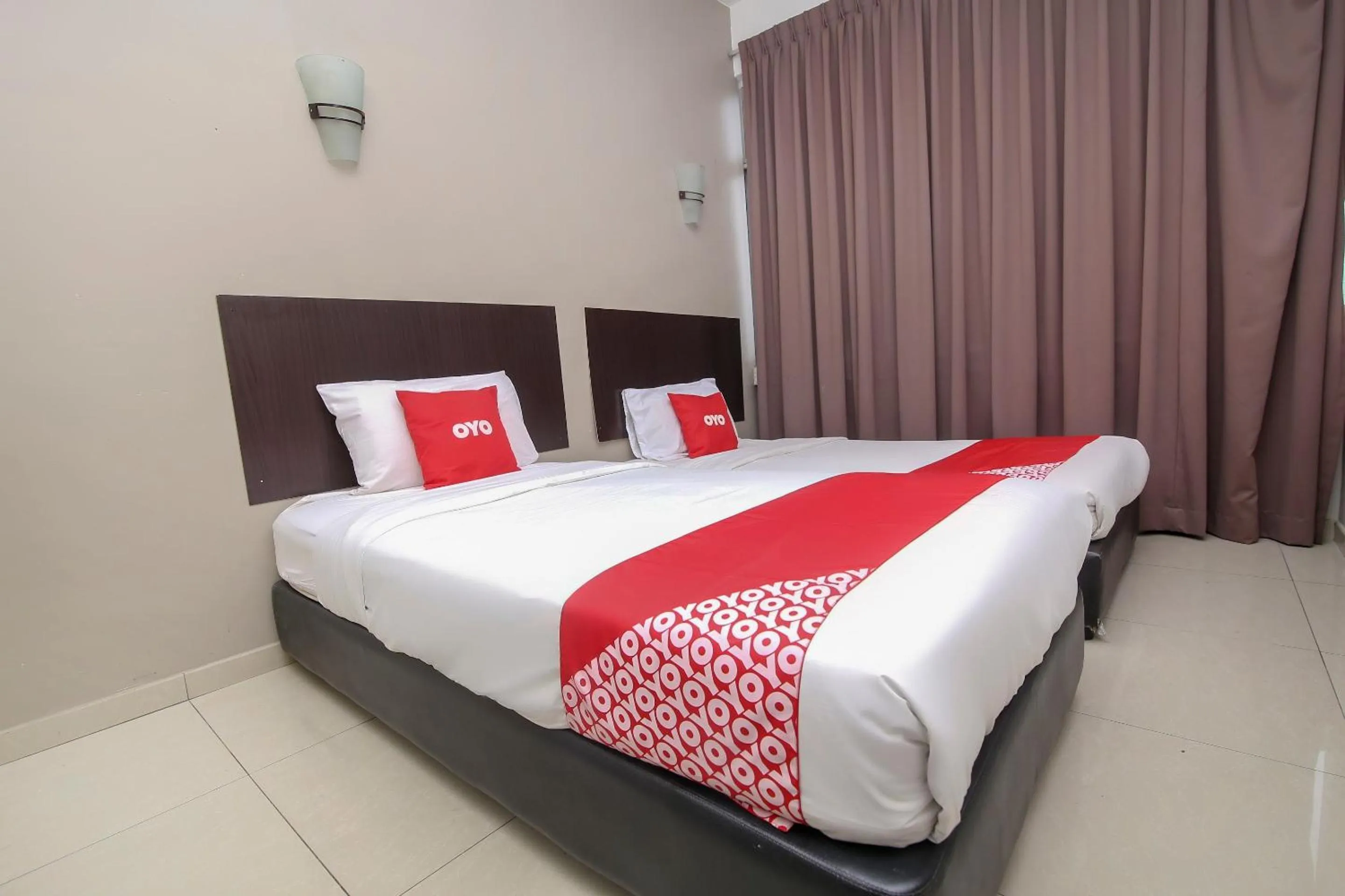 Bedroom, Bed in Hotel O Nice Stay Three Six Five Services