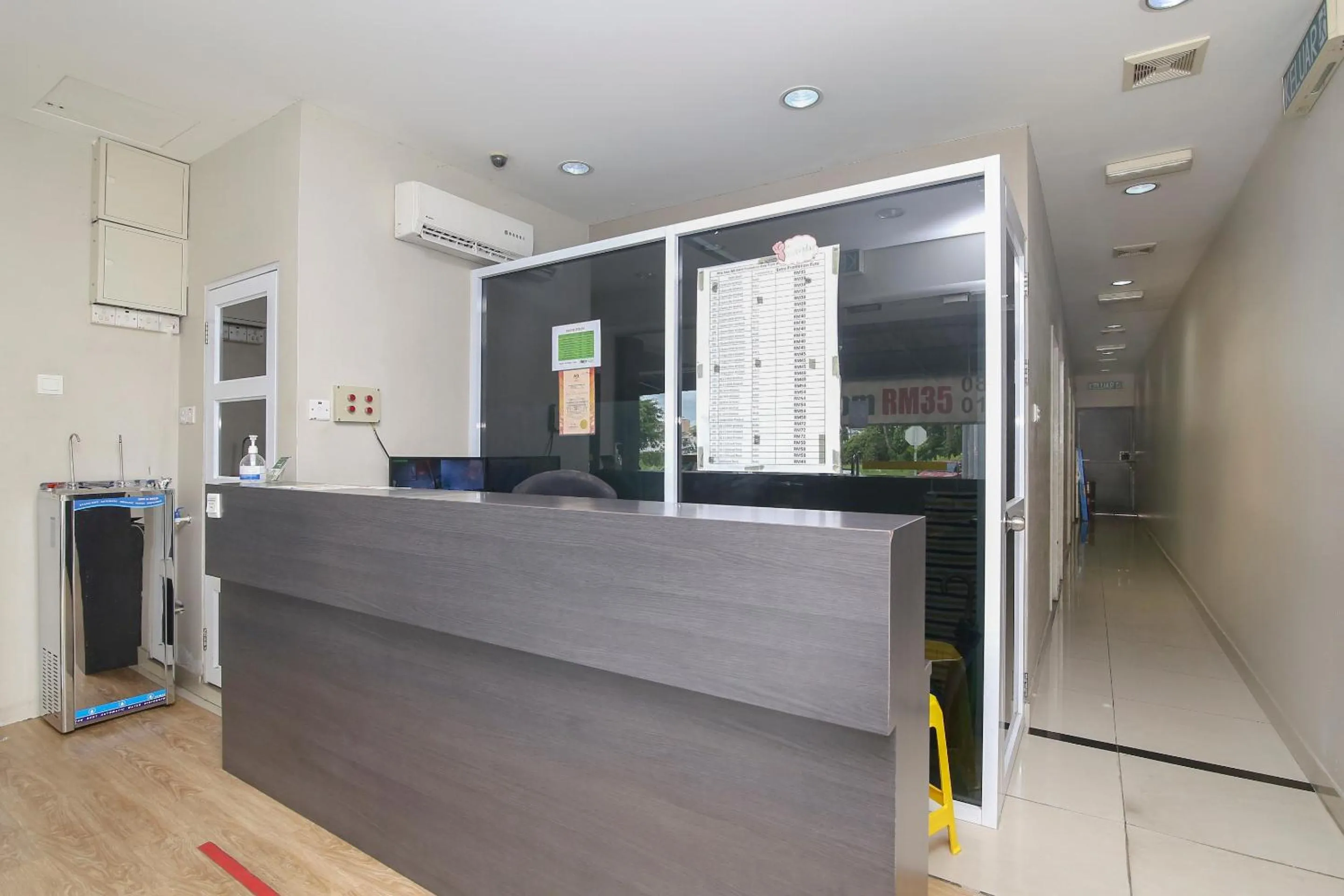 Lobby or reception in Hotel O Nice Stay Three Six Five Services