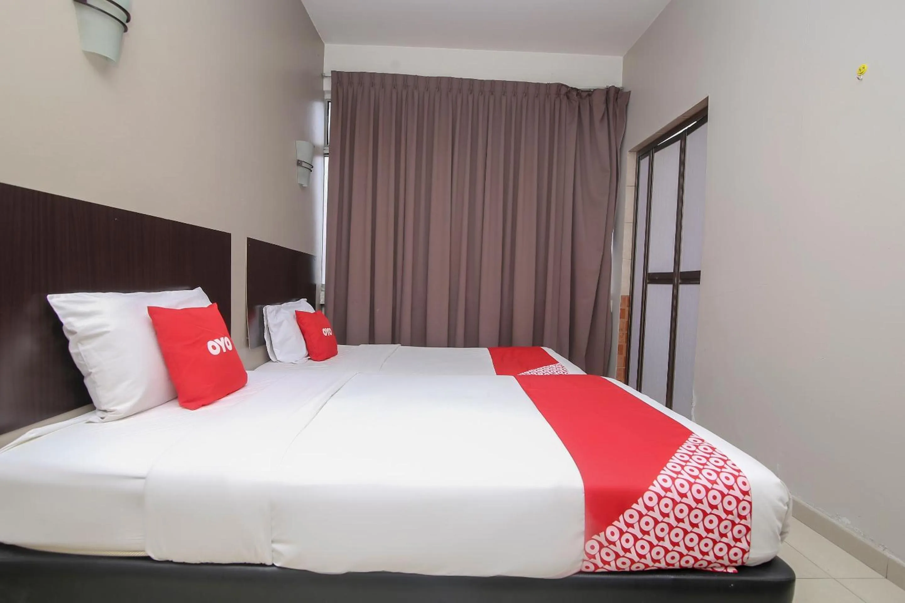 Bedroom, Bed in Hotel O Nice Stay Three Six Five Services