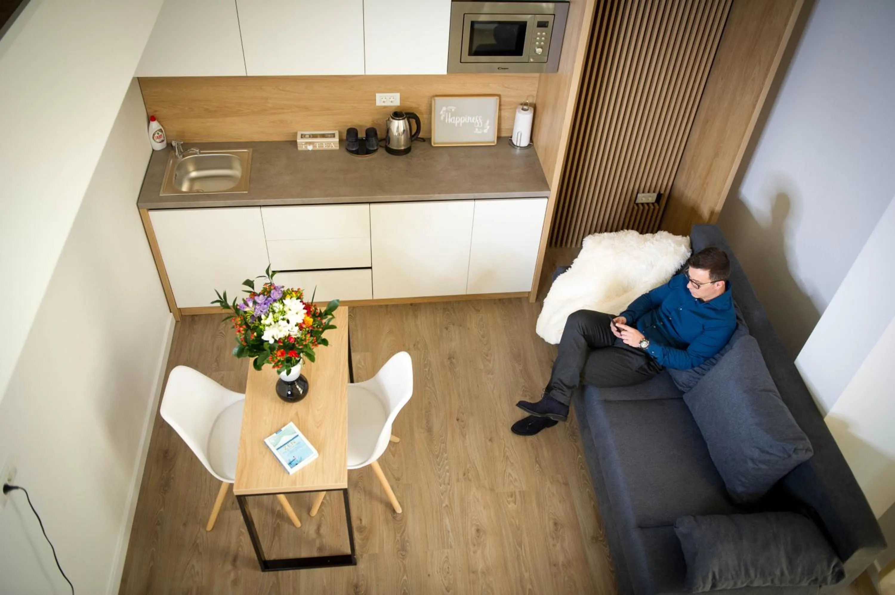 FRIENDS RESIDENCE Apartments