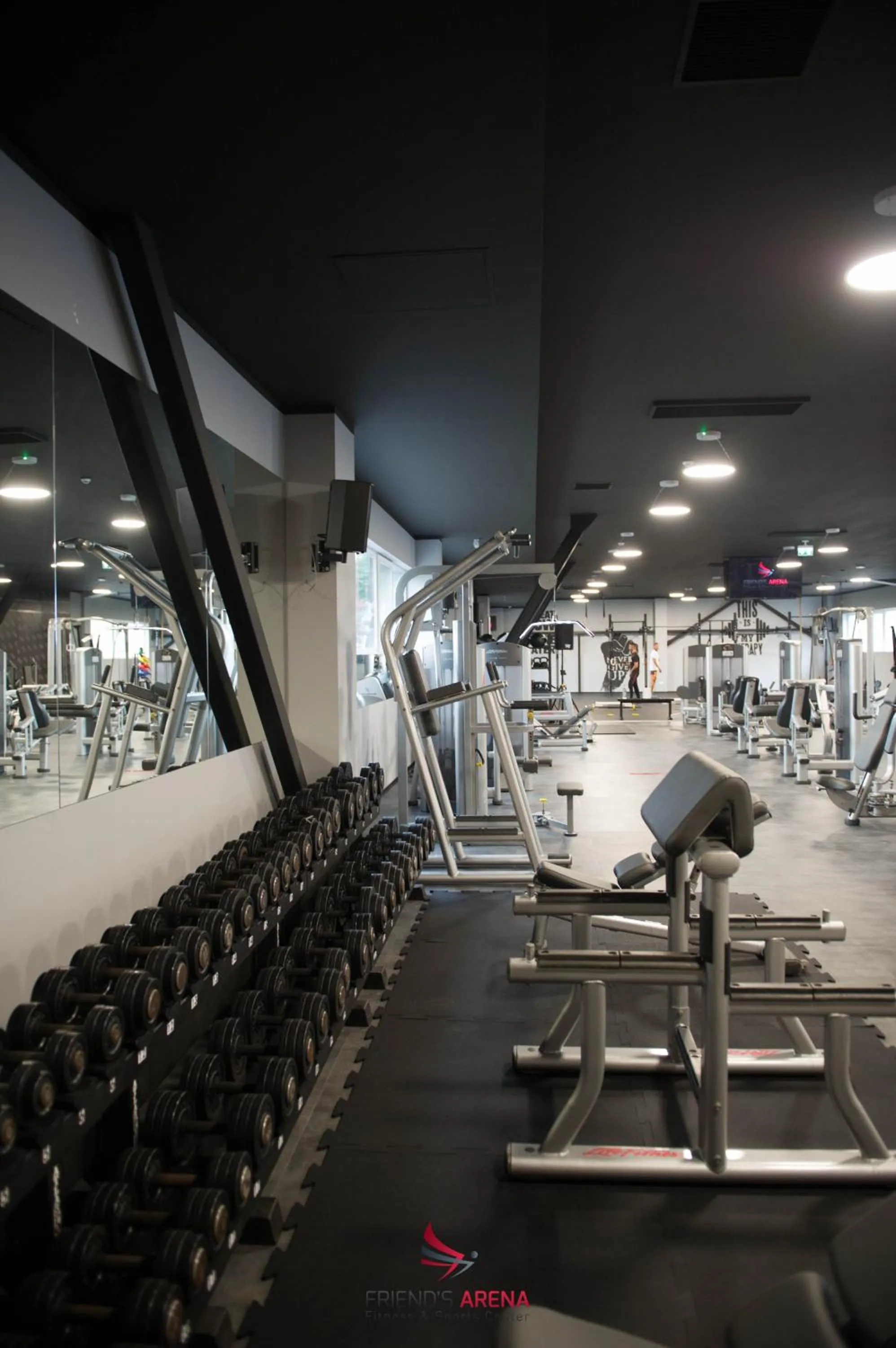 Fitness centre/facilities in FRIENDS RESIDENCE Apartments
