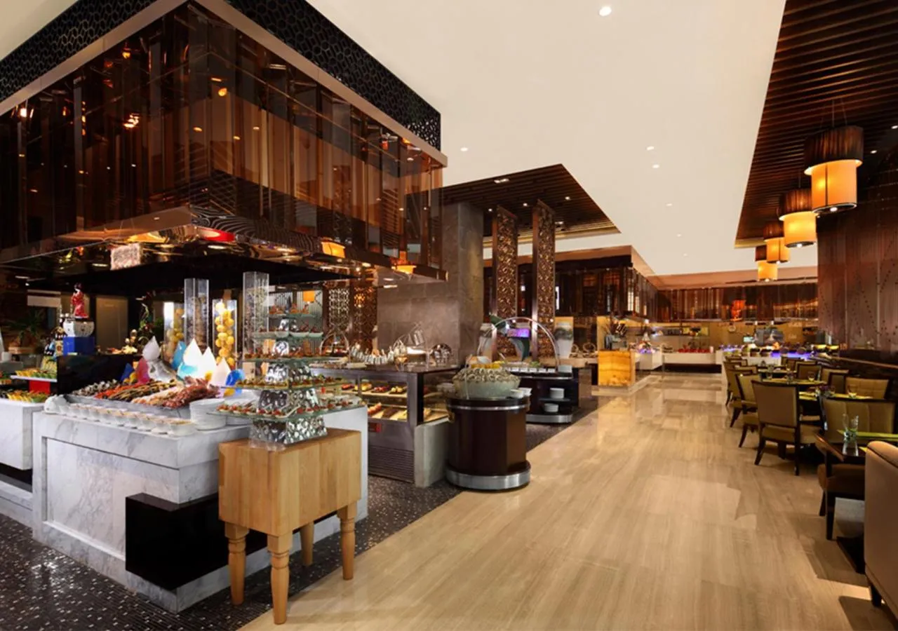 Restaurant/places to eat in DoubleTree by Hilton Chongqing Wanzhou