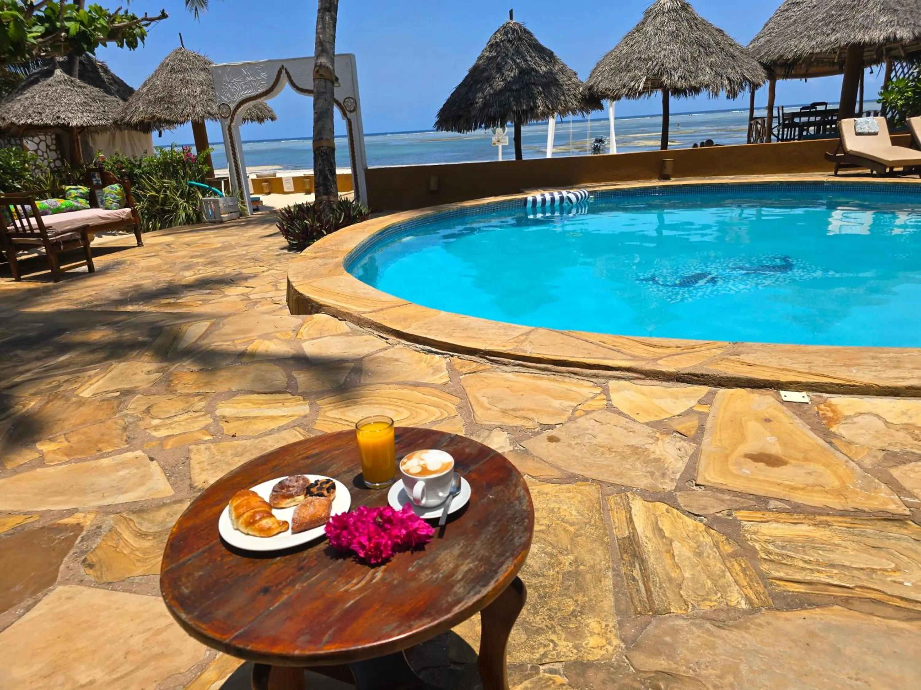 Food and drinks in Zanzibar House Boutique Hotel