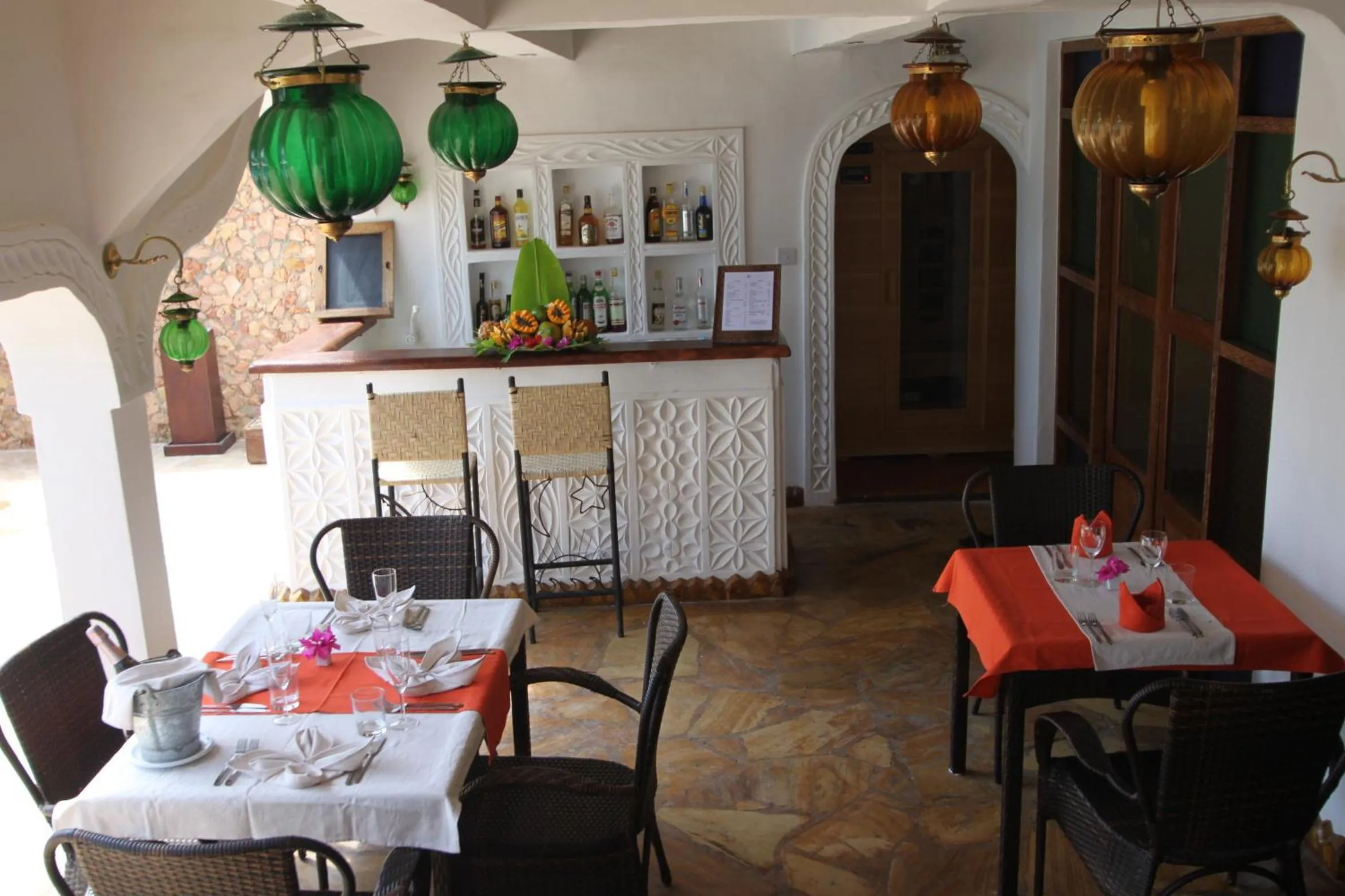 Restaurant/places to eat in Zanzibar House Boutique Hotel