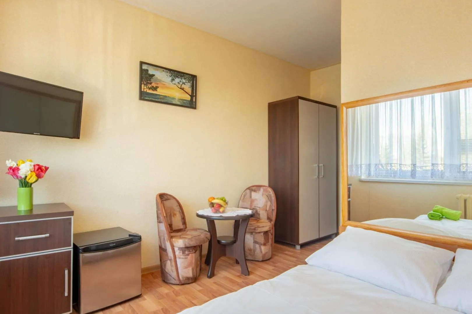 Photo of the whole room, Bed in Admiral aqua resort