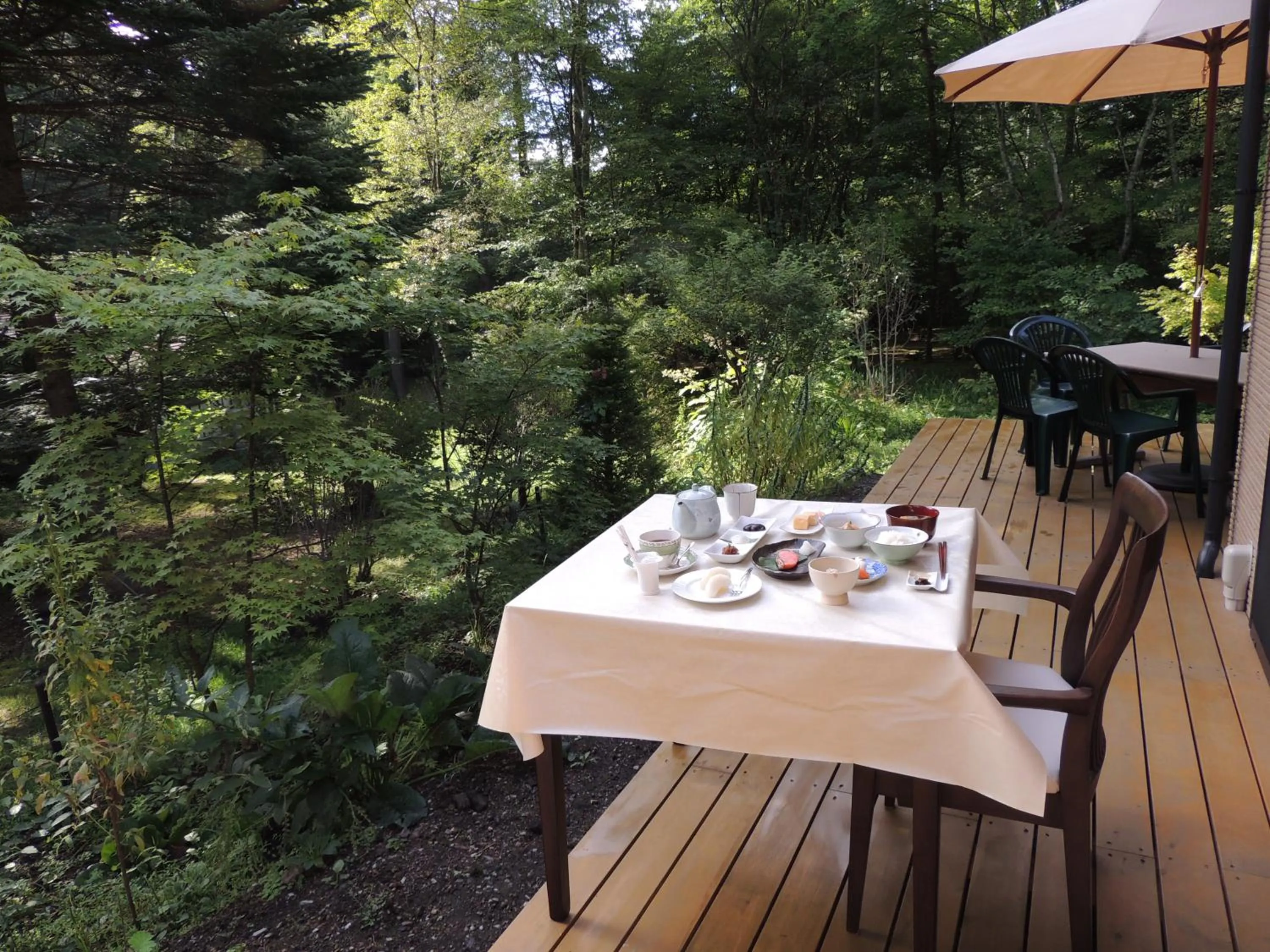 Restaurant/places to eat in B&B Hotel Hyochoan