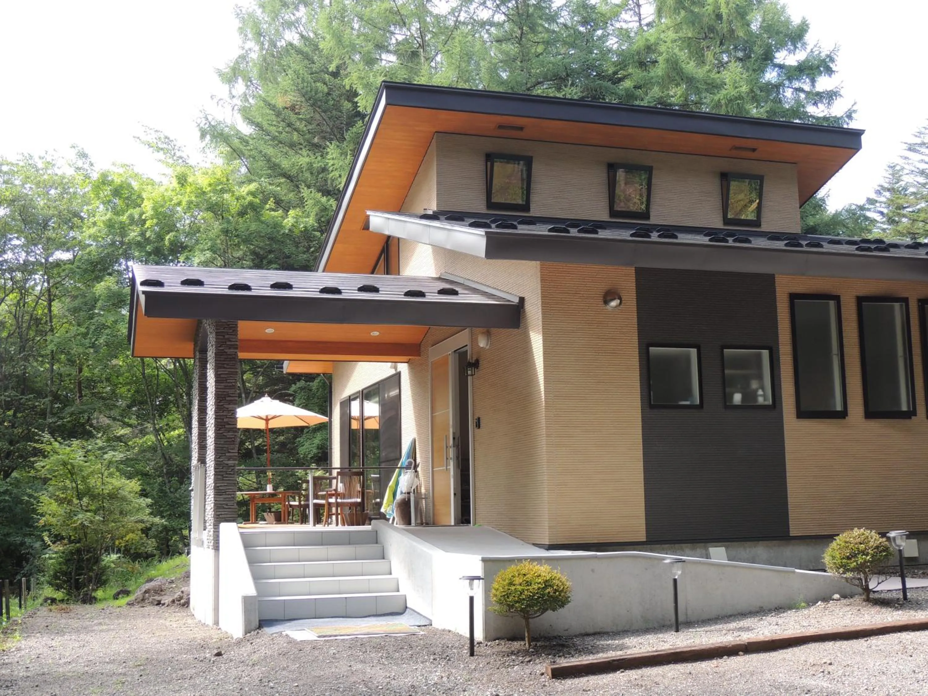 Property building in B&B Hotel Hyochoan