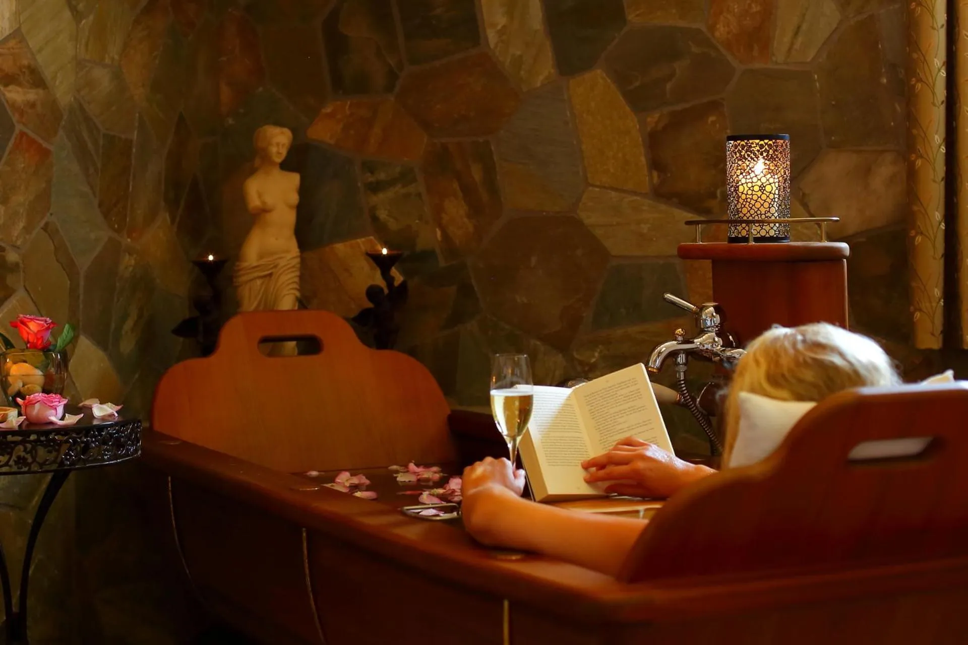 Hot Tub in Hotel Waldkrug