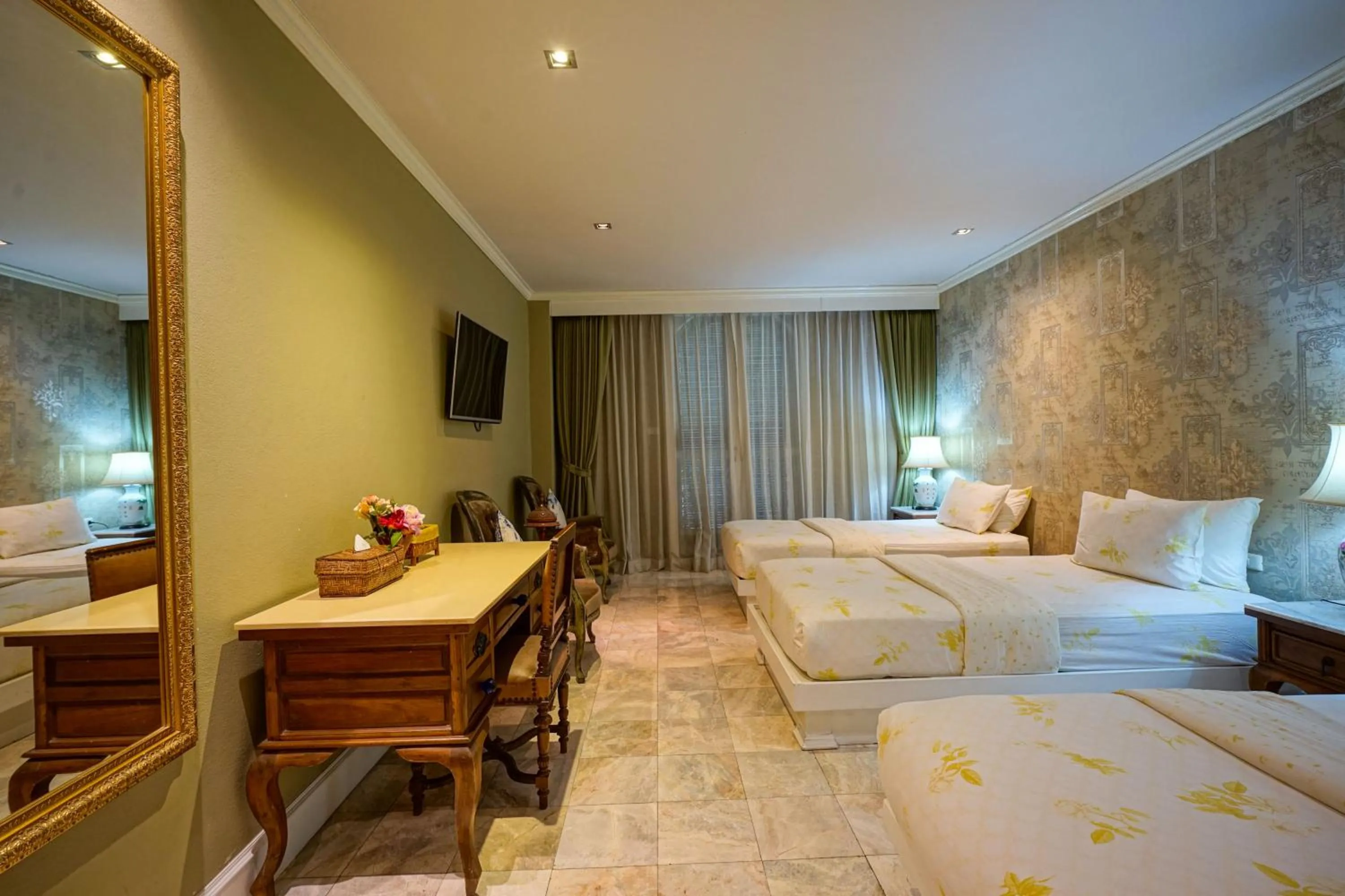 Bed in At Pingnakorn Huaykaew