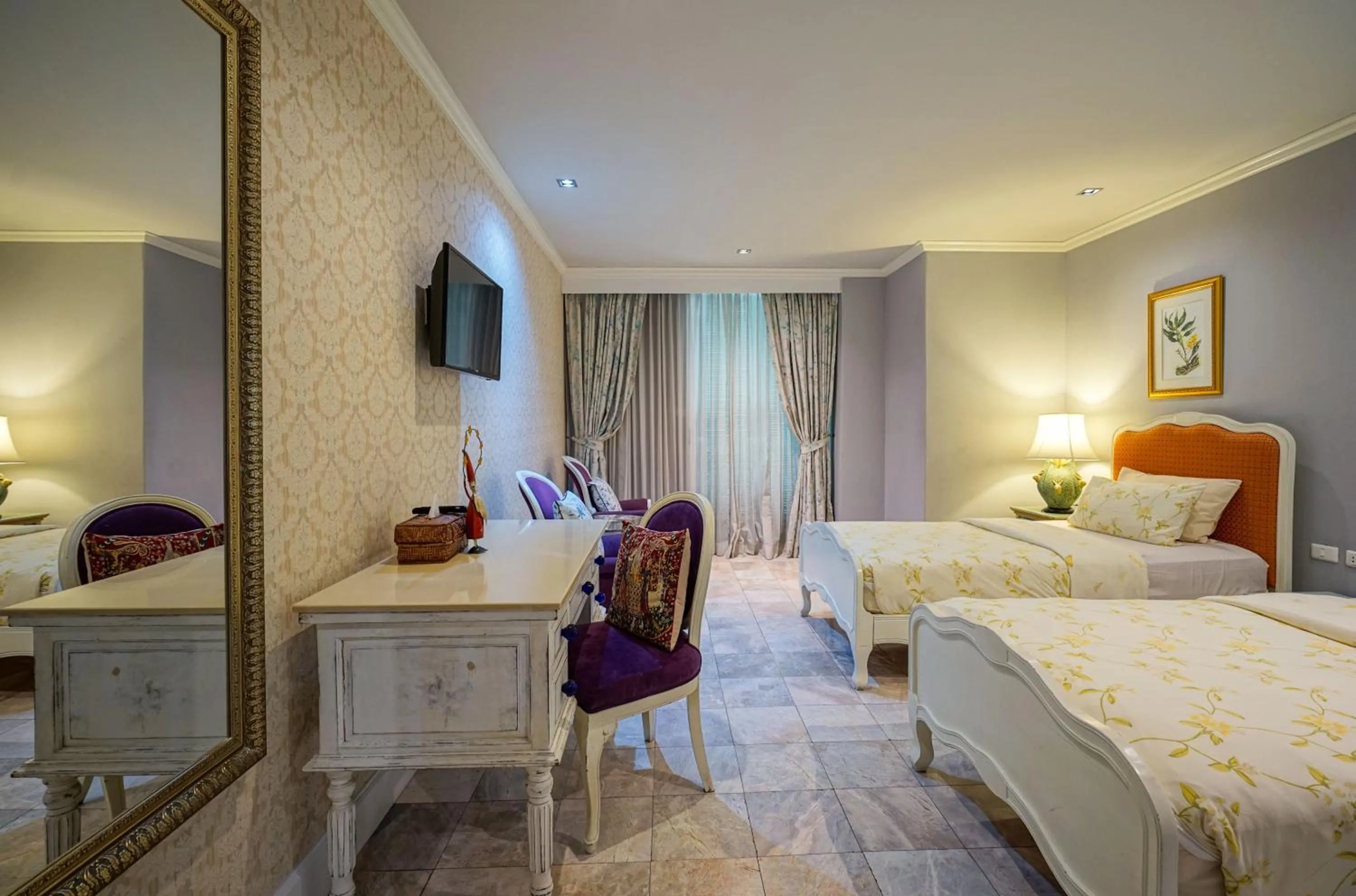 Bed in At Pingnakorn Huaykaew