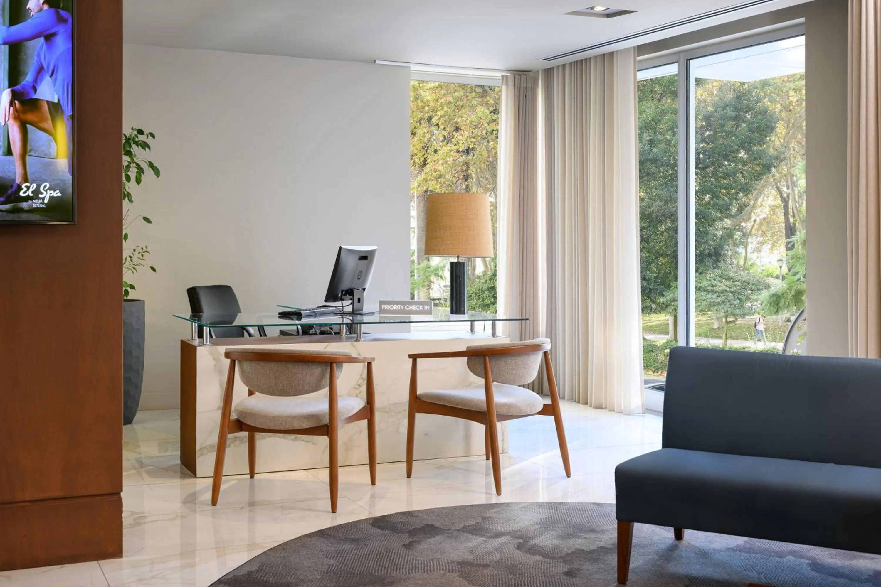 Property building in Meliá Setúbal