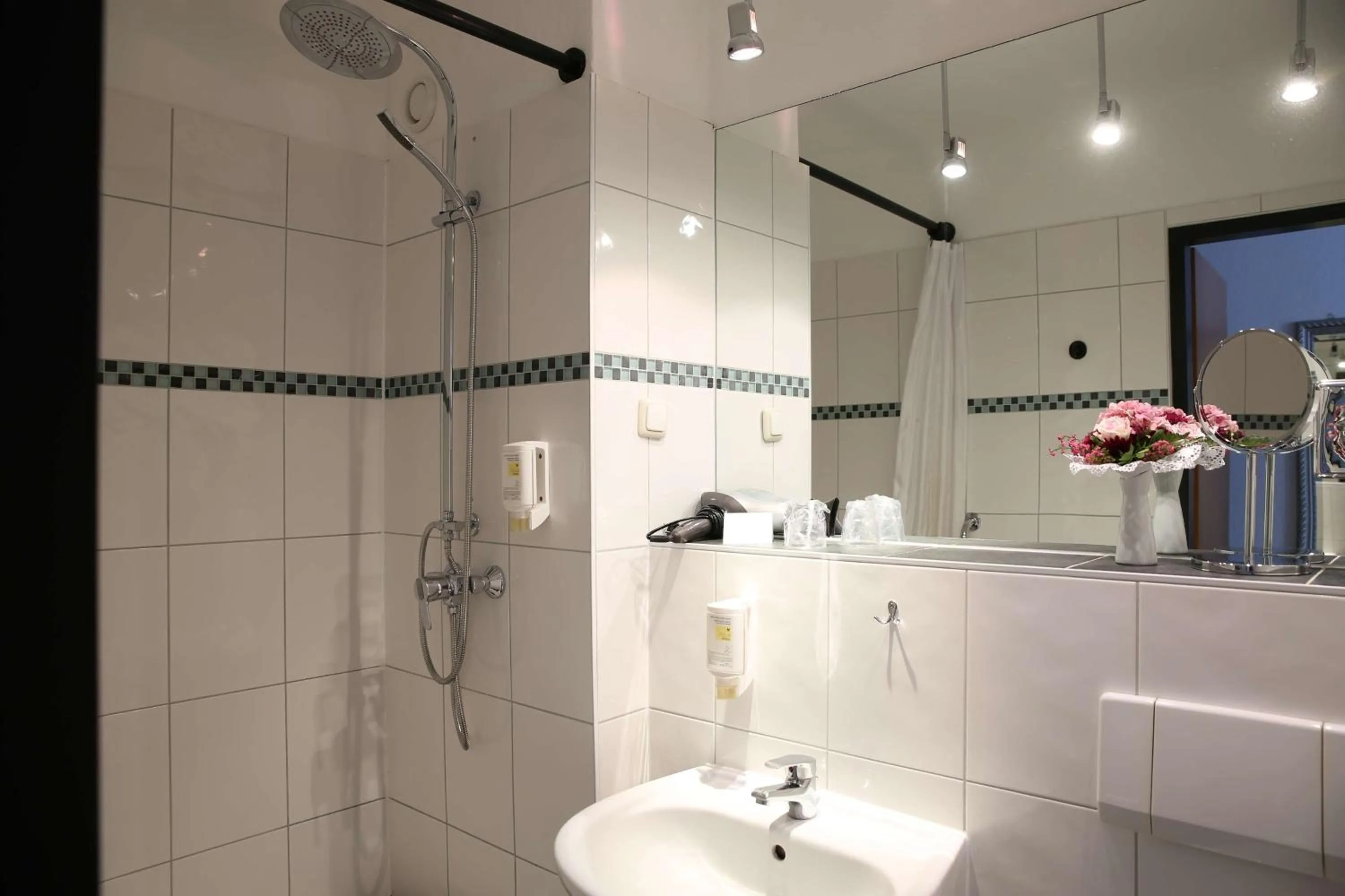 Bathroom in Best Western Spreewald