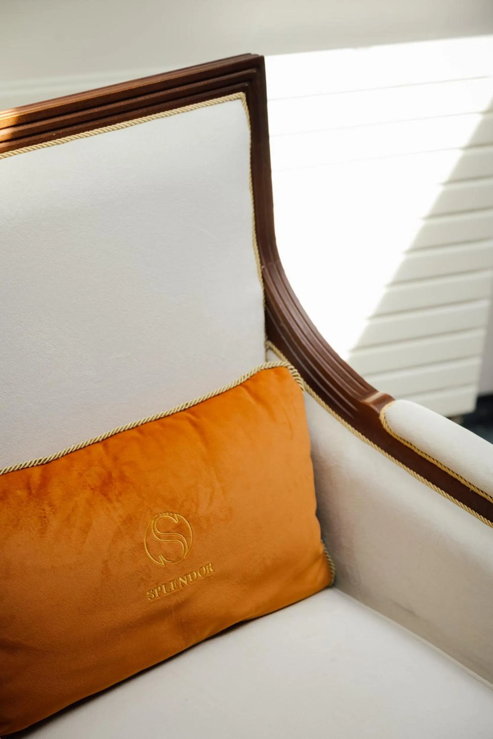 Bed in Hotel Splendor