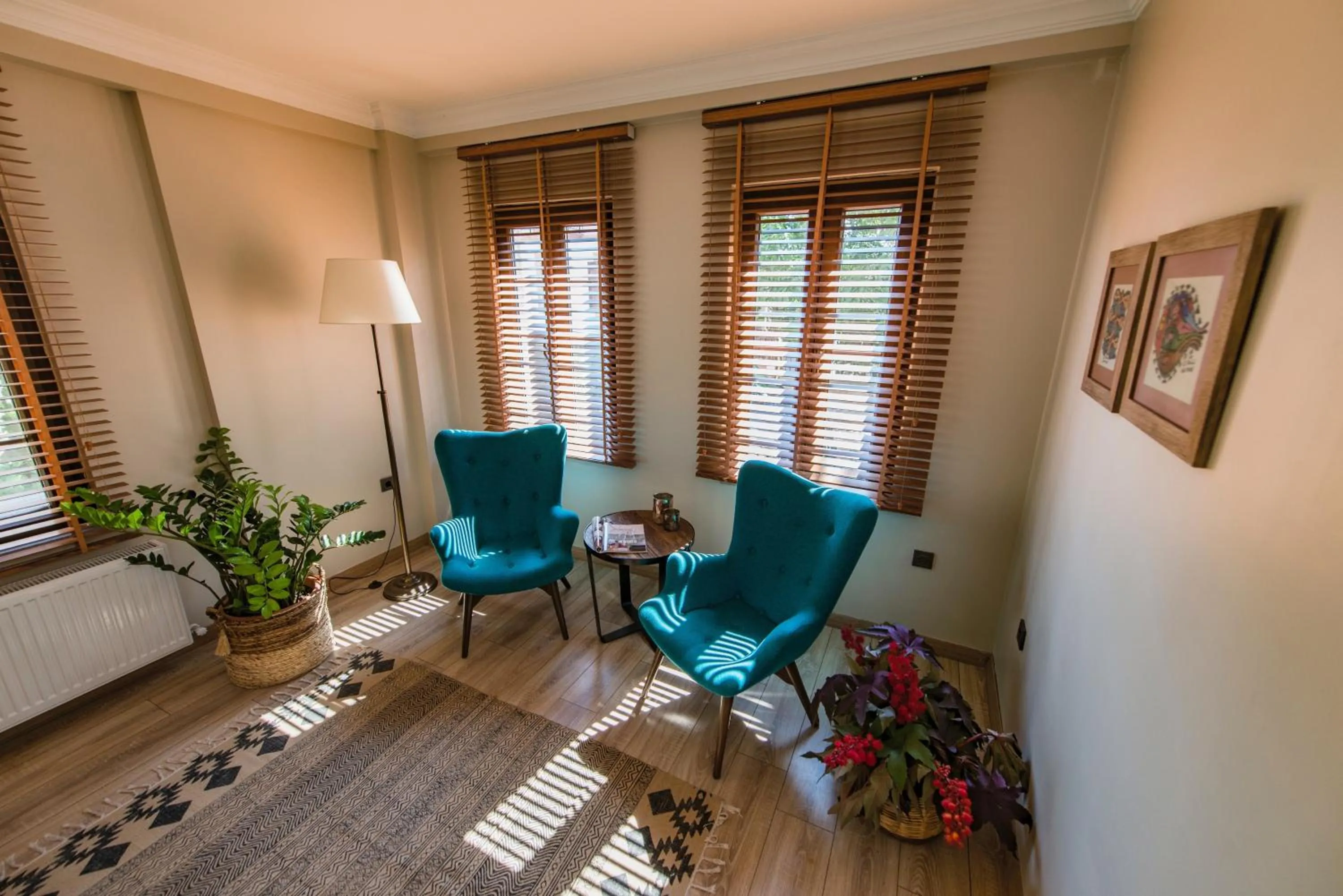 Lobby or reception in Elia Hotel Cunda by Ortunc