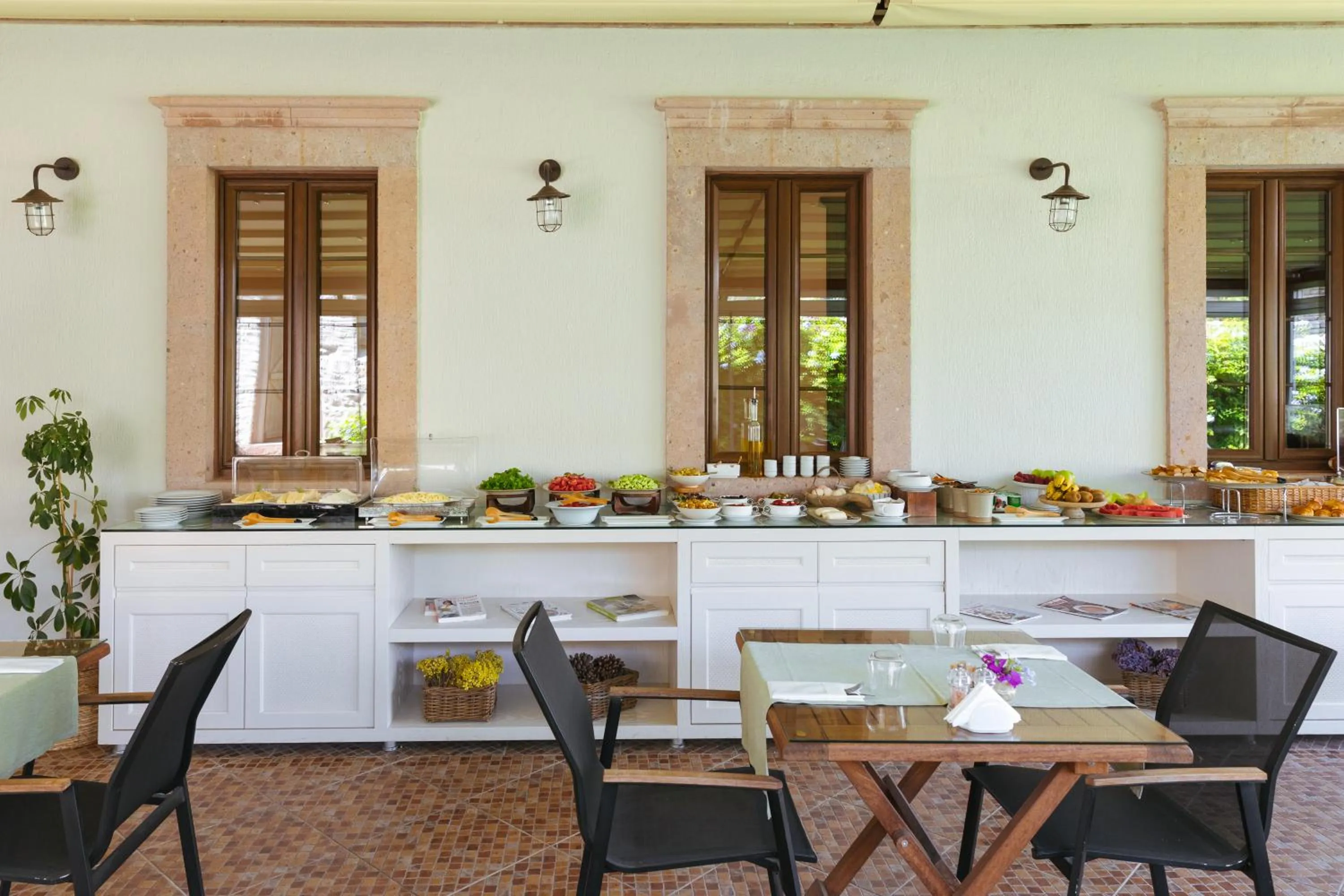 Breakfast in Elia Hotel Cunda by Ortunc