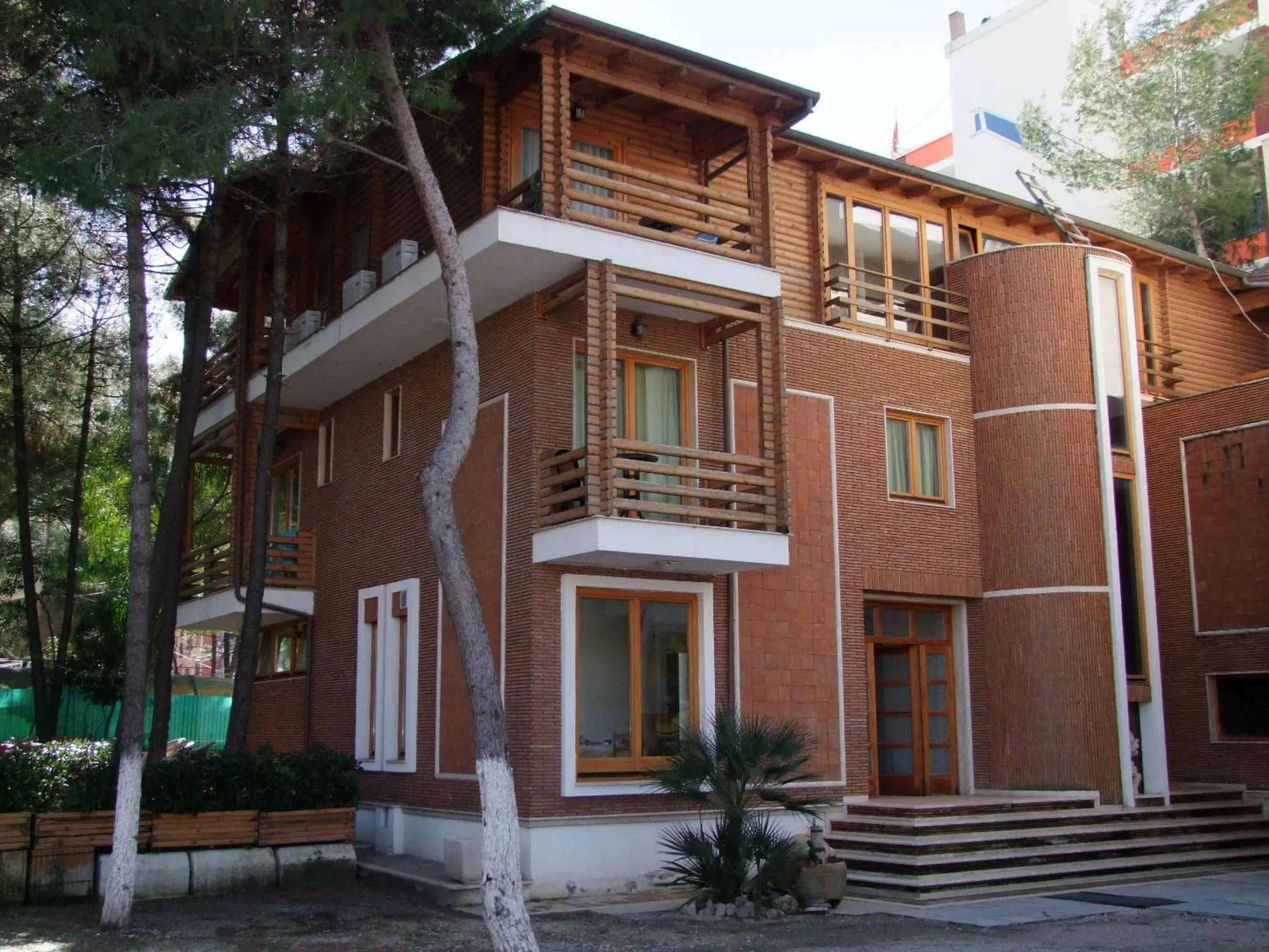 Property building in Hotel Adriatik 2