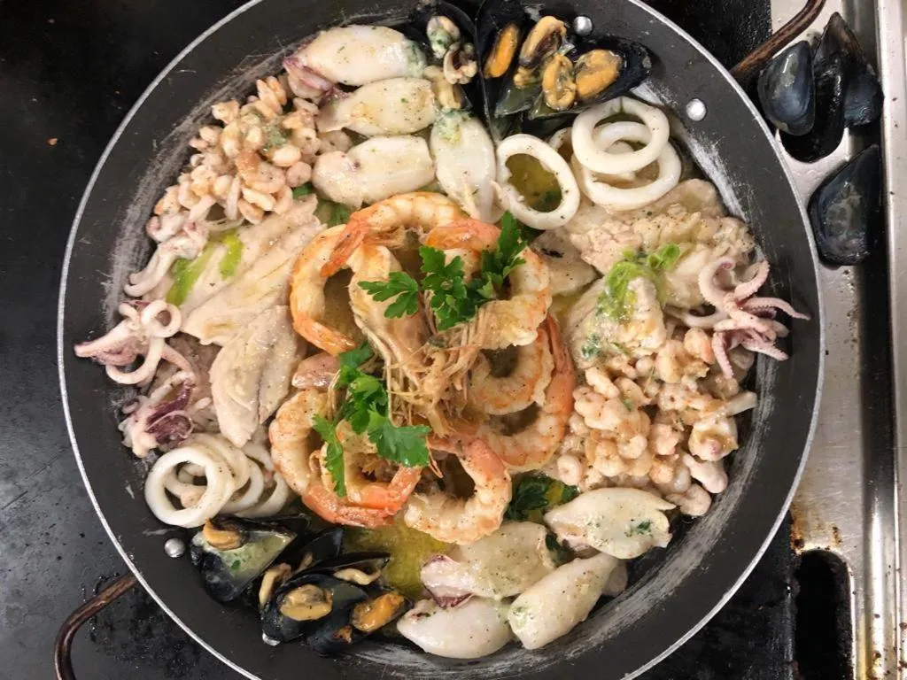 Food and drinks in Hotel Adriatik 2