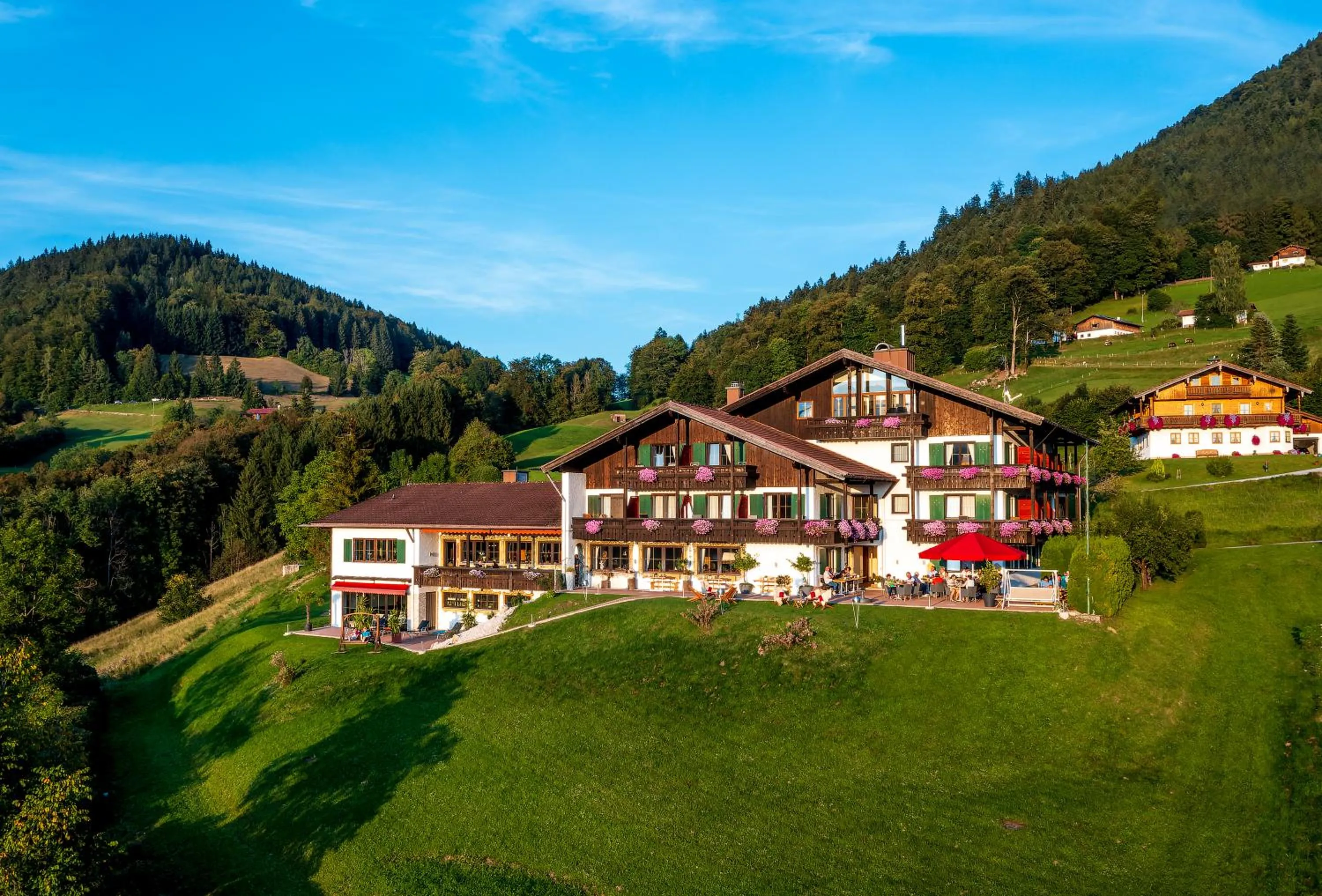 Property building in Alpenhotel Denninglehen