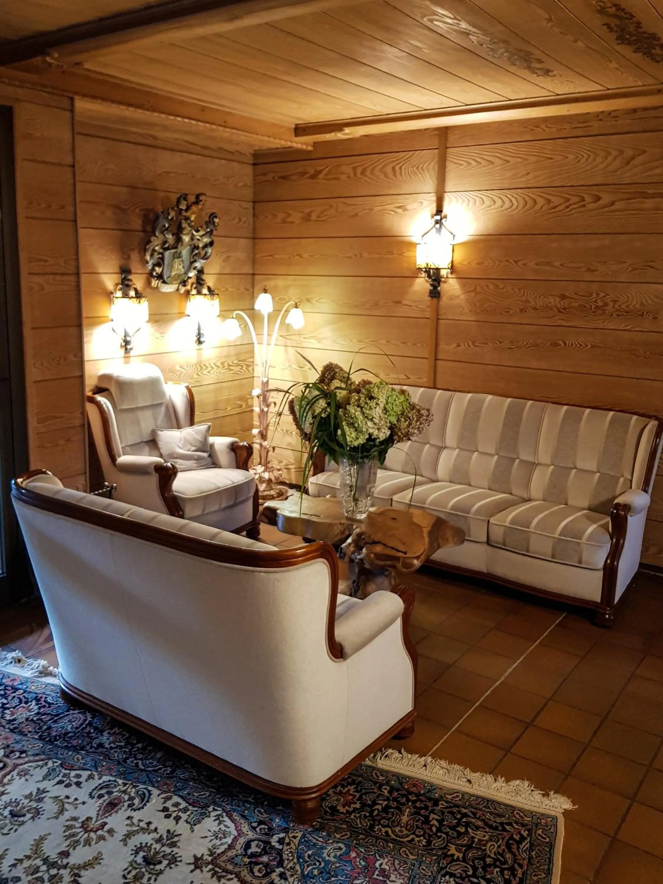 Lobby or reception in Alpenhotel Denninglehen