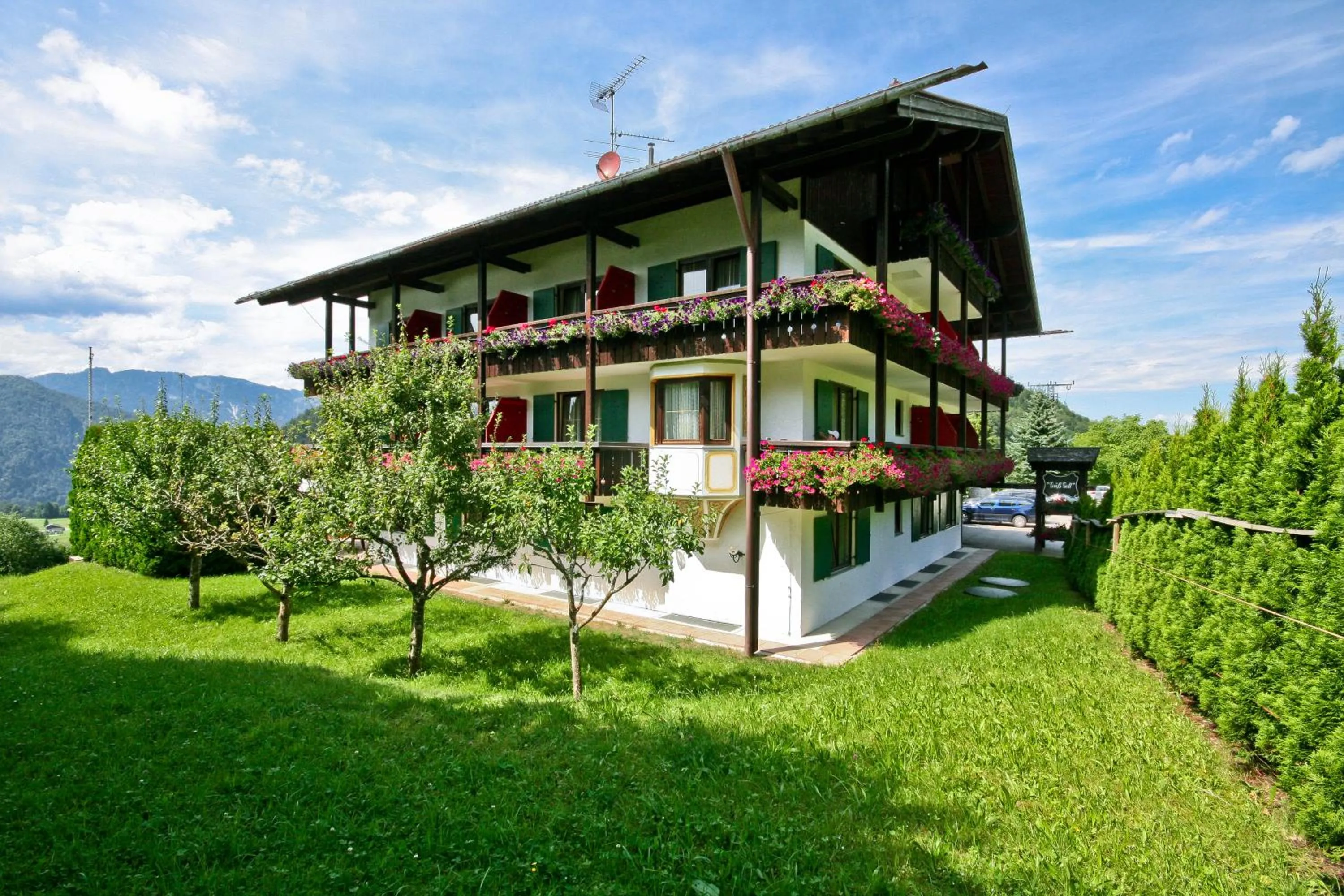 Property building in Alpenhotel Denninglehen