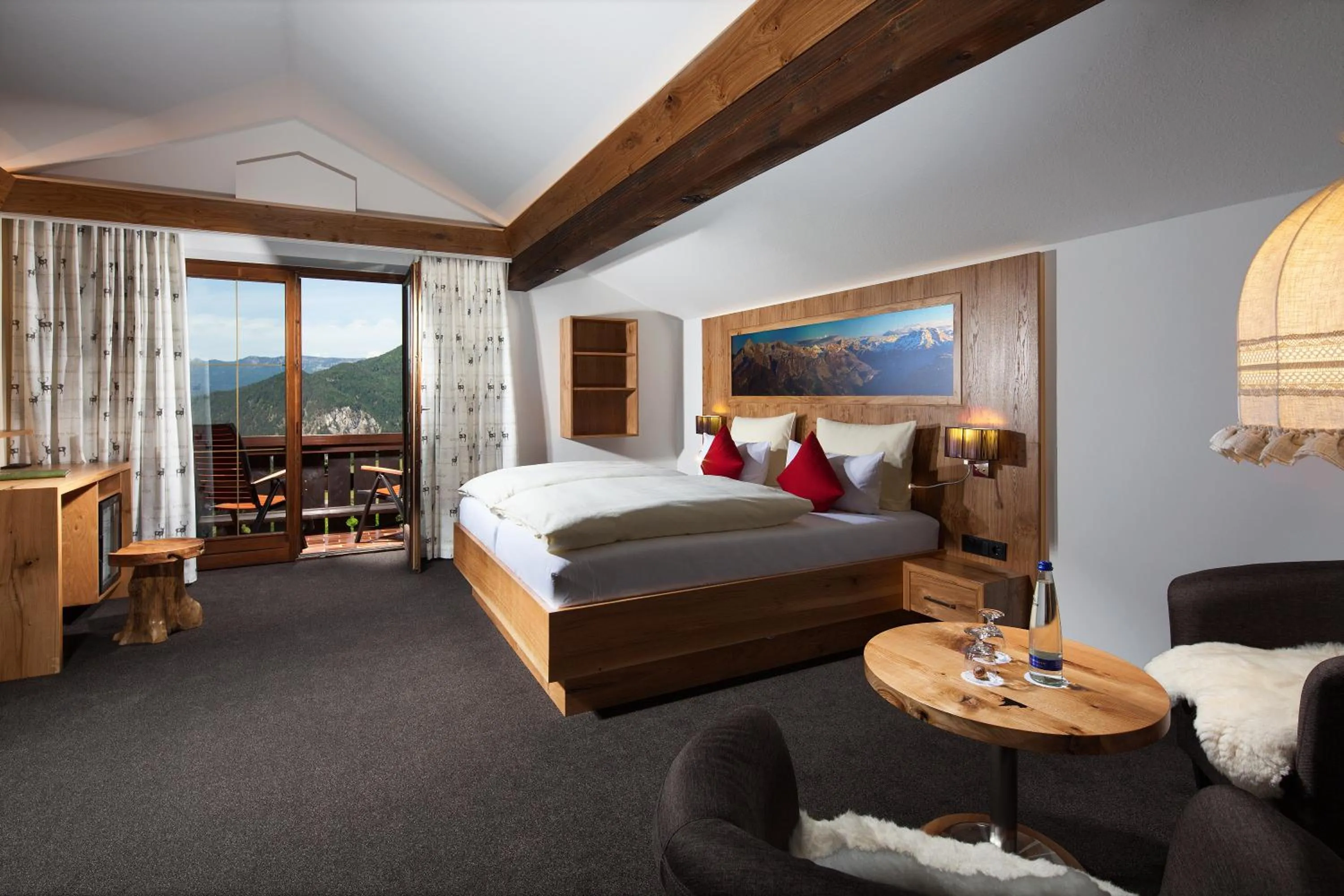 Day, Bed in Alpenhotel Denninglehen