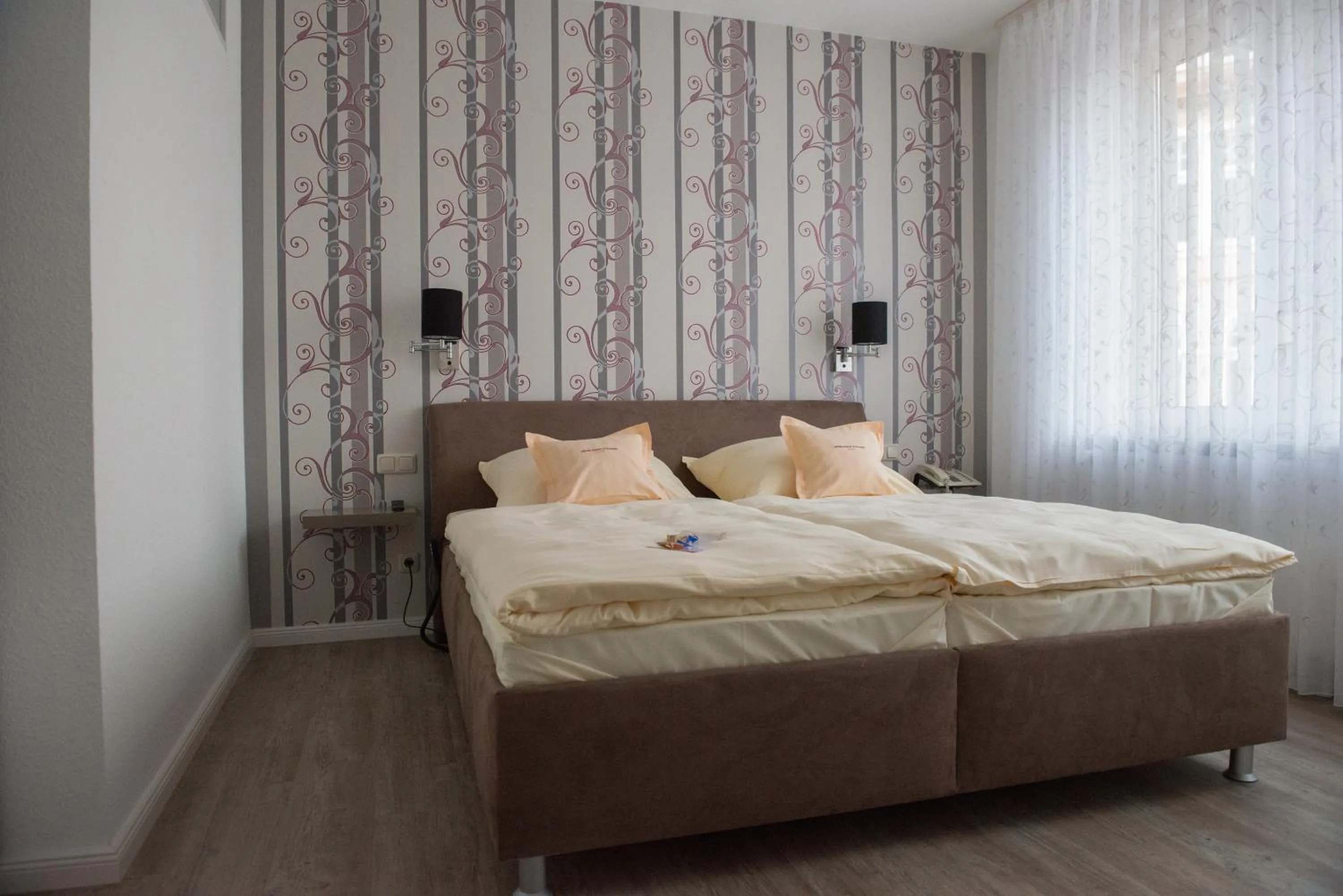 Bed in Hotel Stadt Cuxhaven