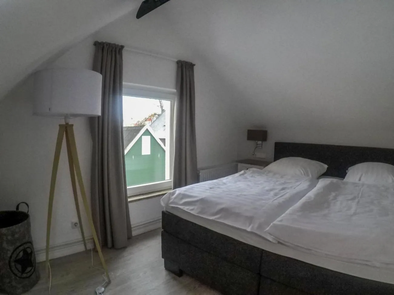 Bedroom, Bed in Hotel Stadt Cuxhaven