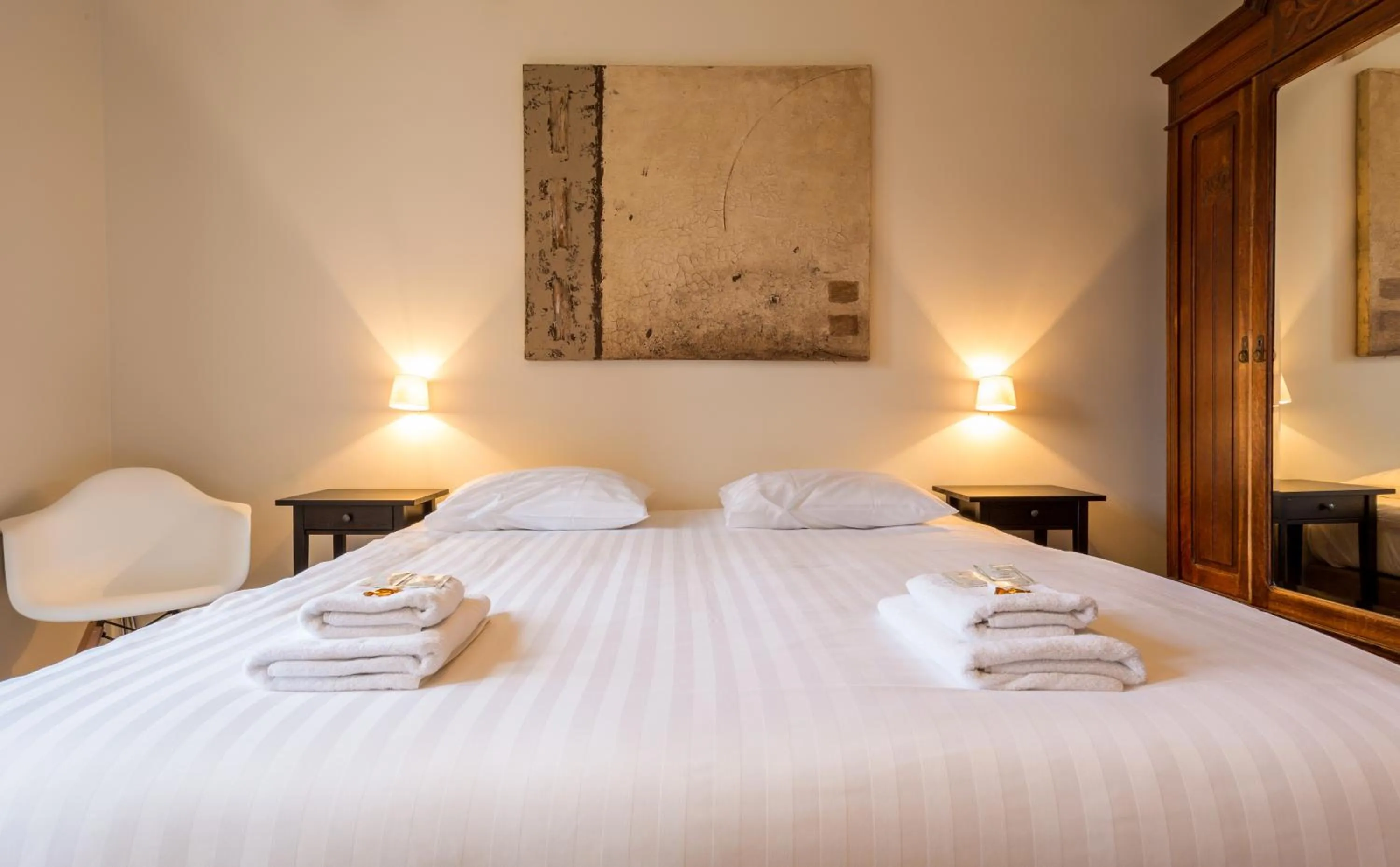 Bed in Hotel Bla Bla