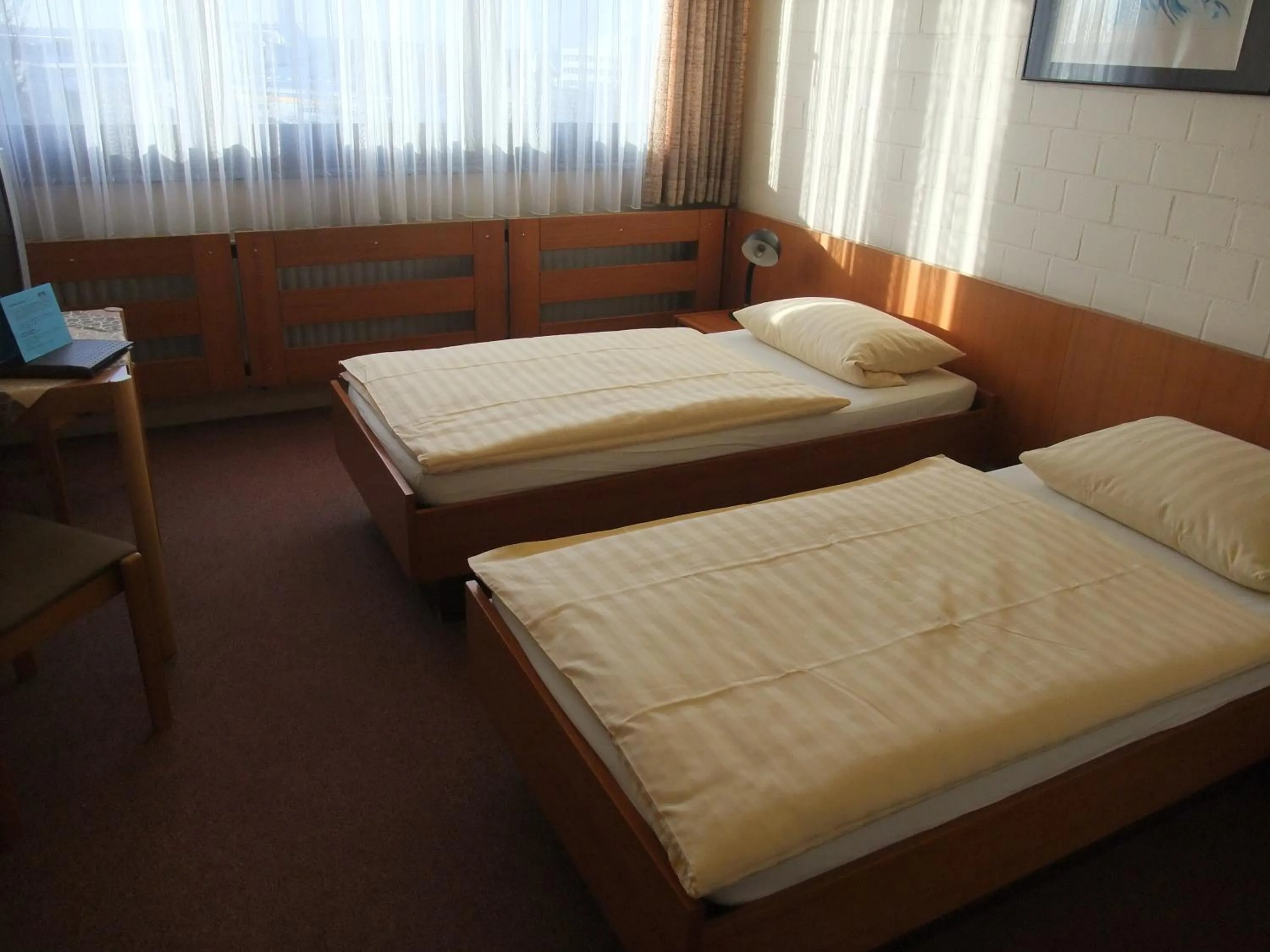Photo of the whole room, Bed in RTB-Hotel - Sportschule