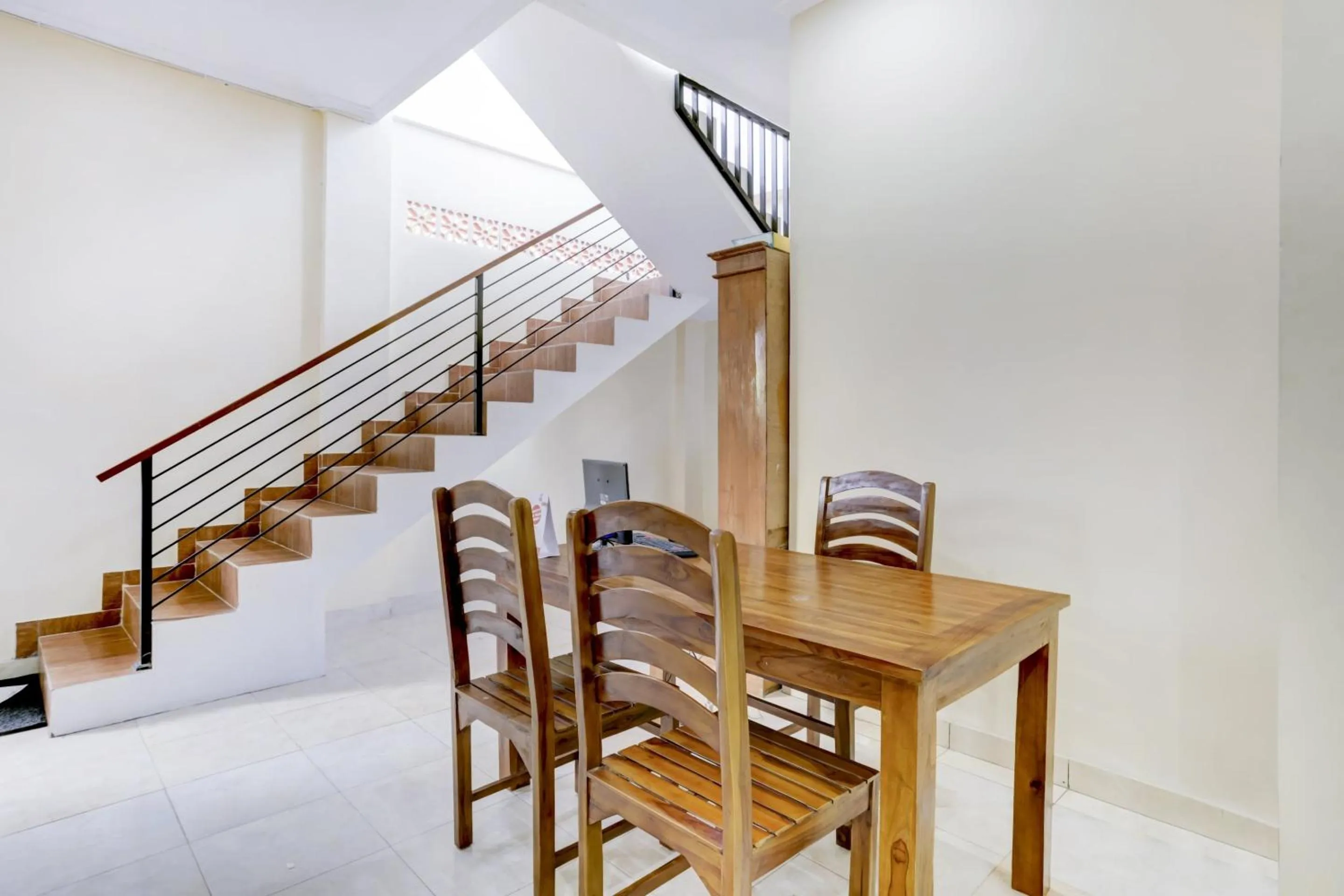 Lobby or reception in Hotel O Puri Kramas Canggu