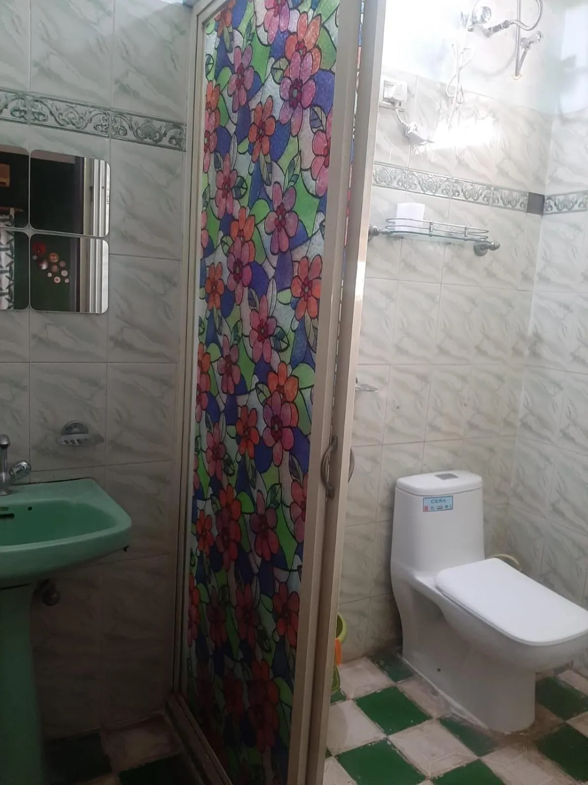 Bathroom in KyGo Hostels