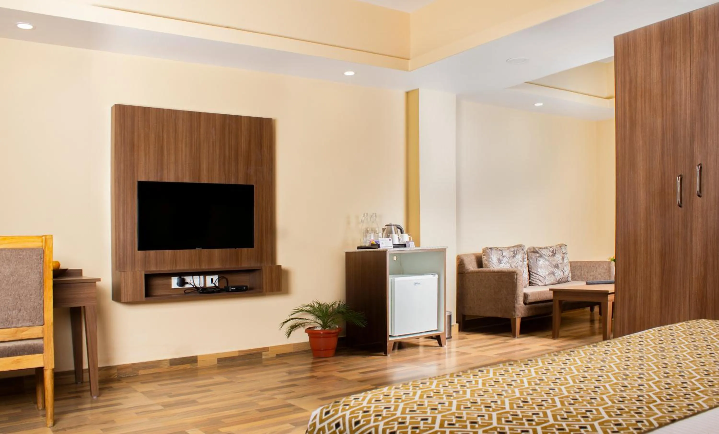 Bed in Yashshree Kanishka