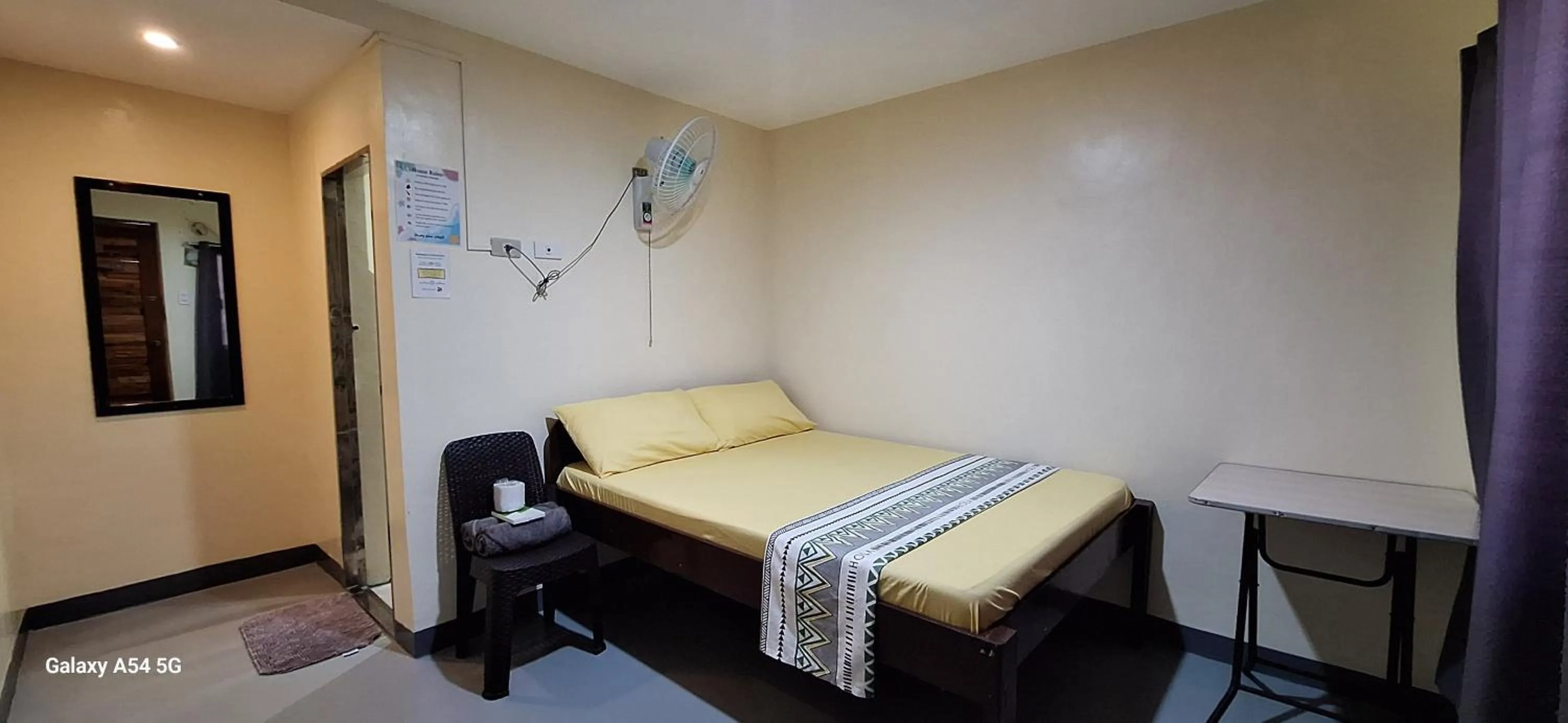 Bedroom, Bed in Rain Haven Lodging House