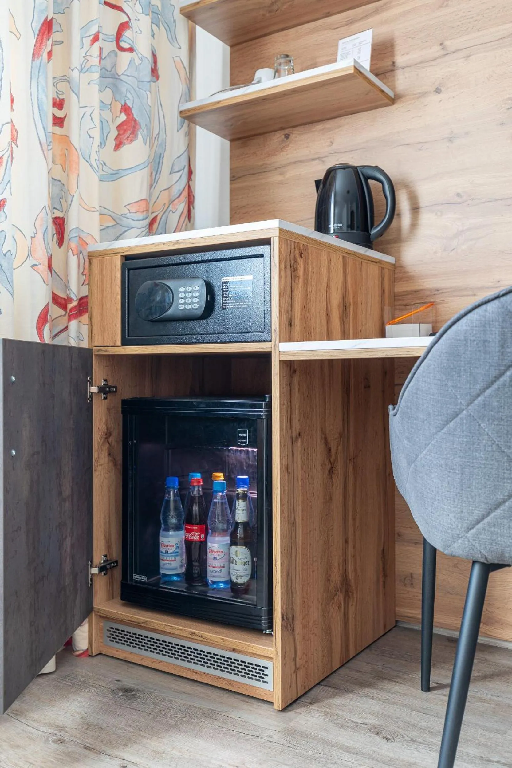 oven in Hotel am Ludwigsplatz