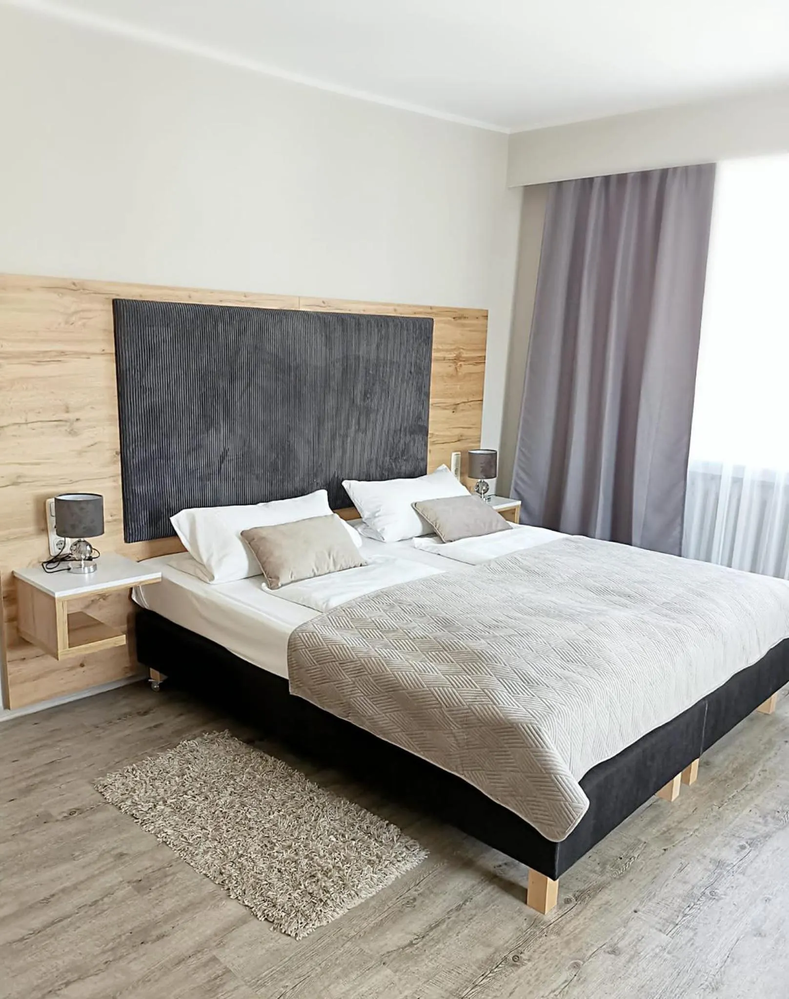 Photo of the whole room, Bed in Hotel am Ludwigsplatz