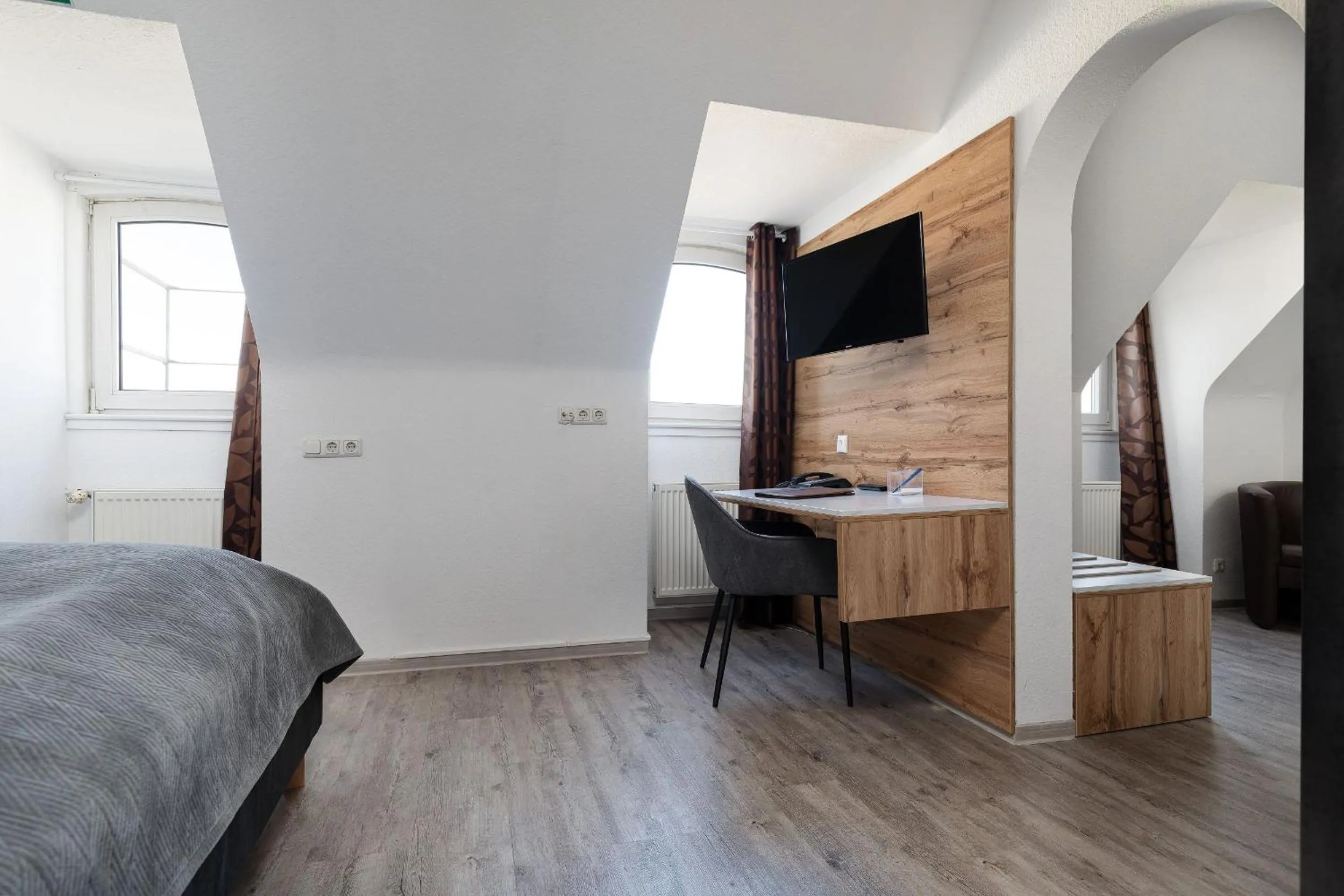 Photo of the whole room, Bed in Hotel am Ludwigsplatz