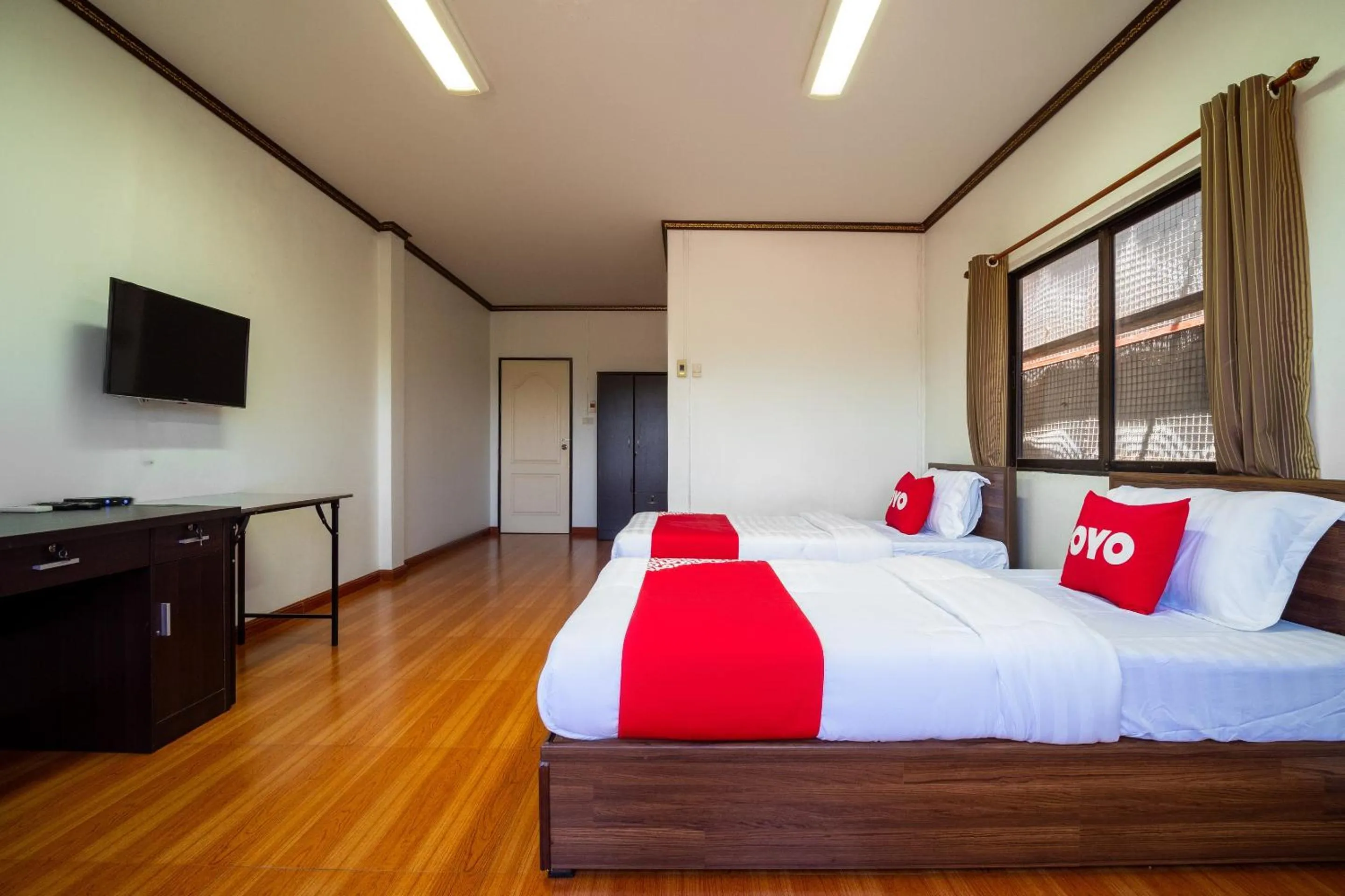 Bedroom in OYO 836 PK Residence