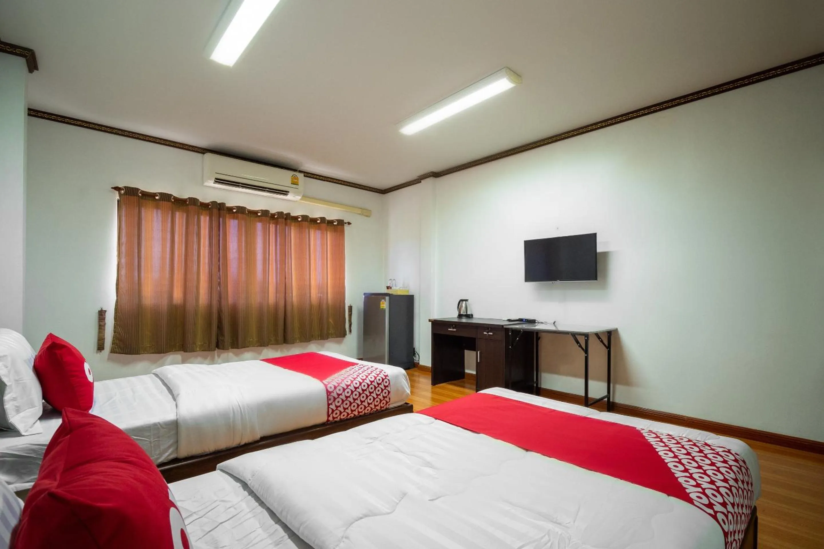 Bedroom, TV/Entertainment Center in OYO 836 PK Residence