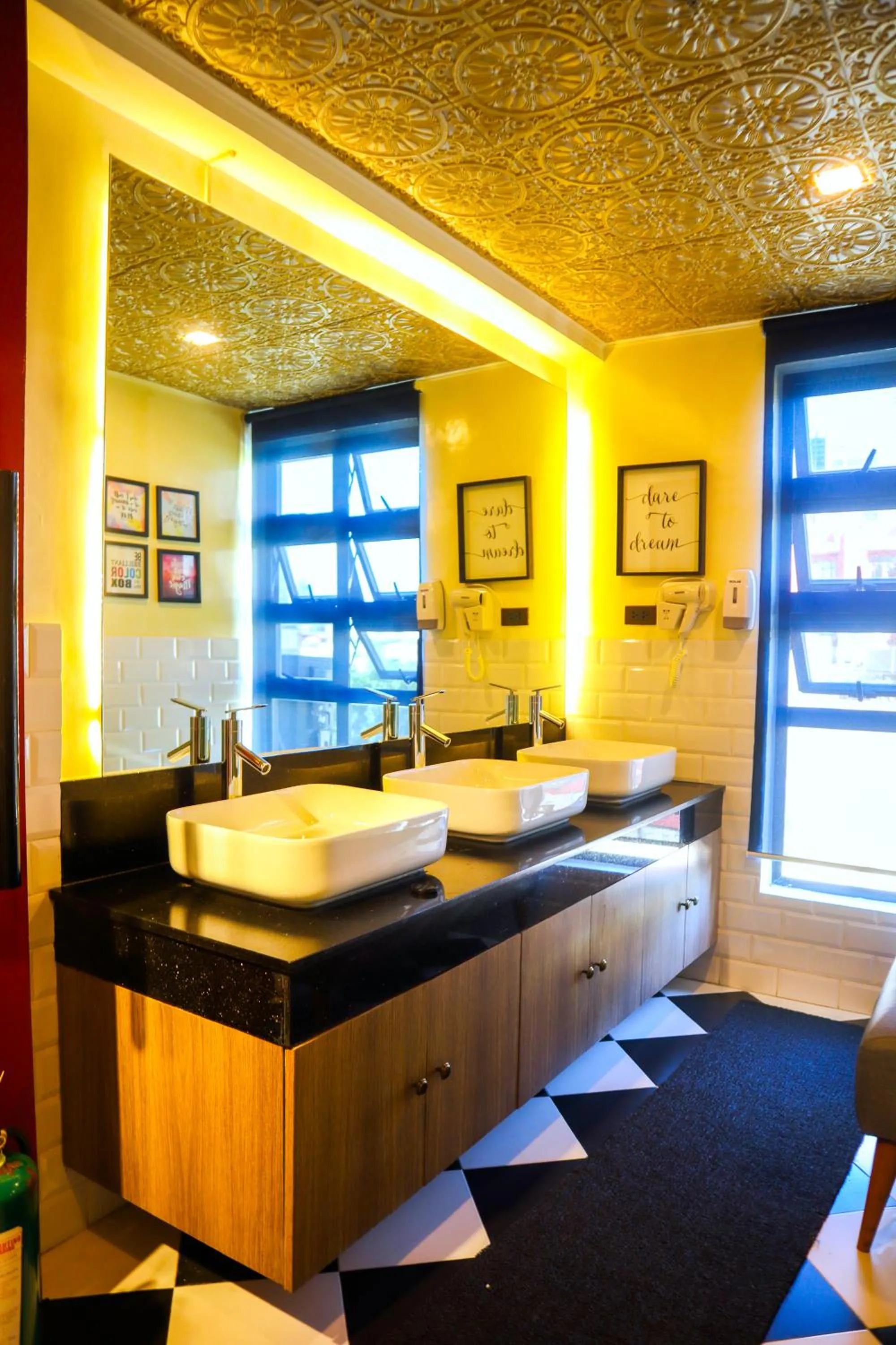 Bathroom in UNWND Boutique Hotel Makati