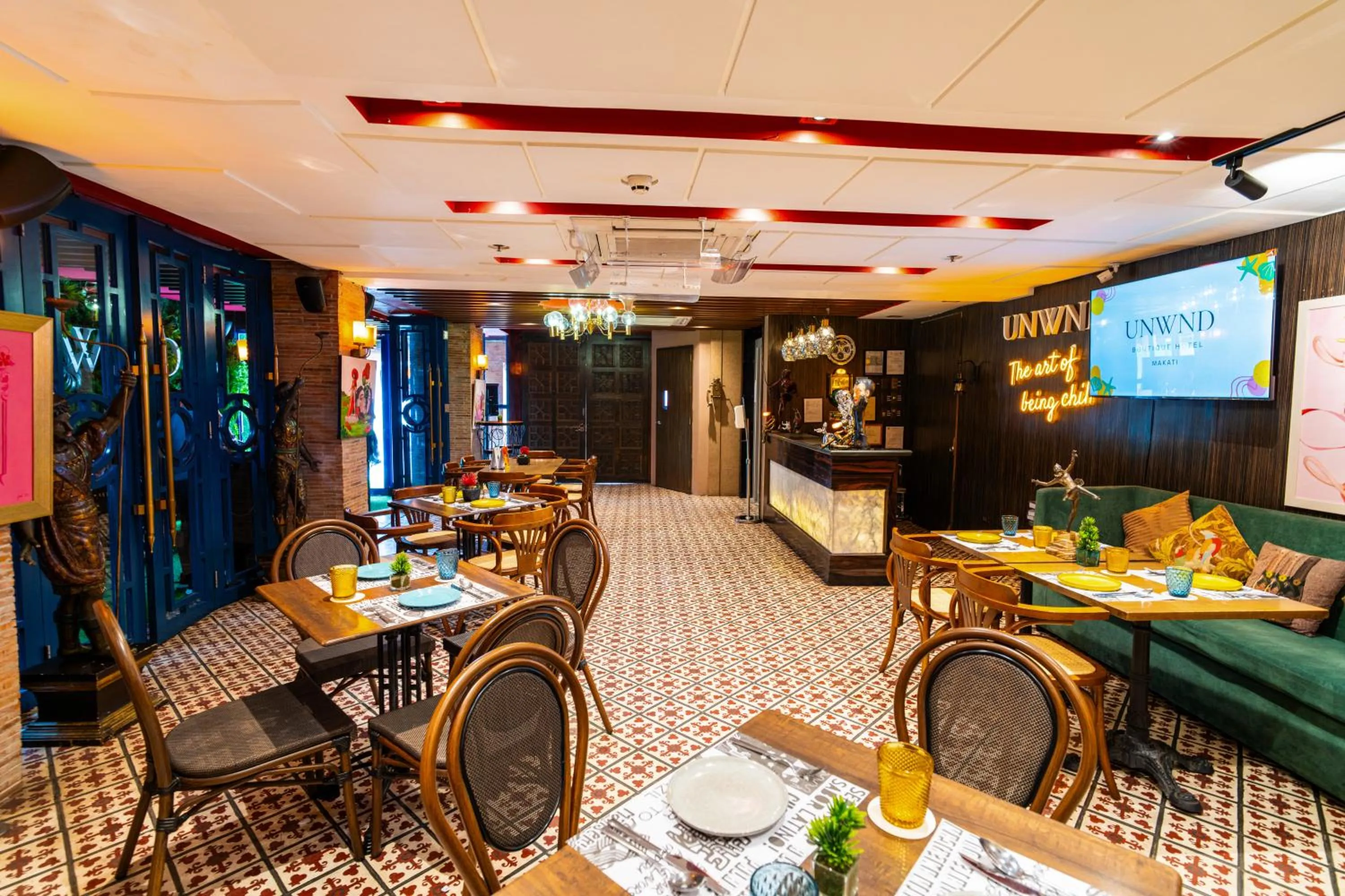 Restaurant/places to eat in UNWND Boutique Hotel Makati
