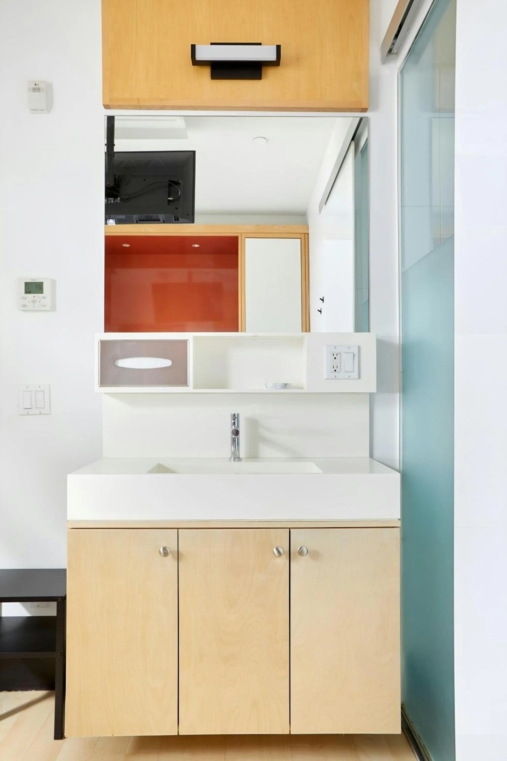 Bathroom in The Beverley Hotel Queen West, Sonder by Marriott Bonvoy