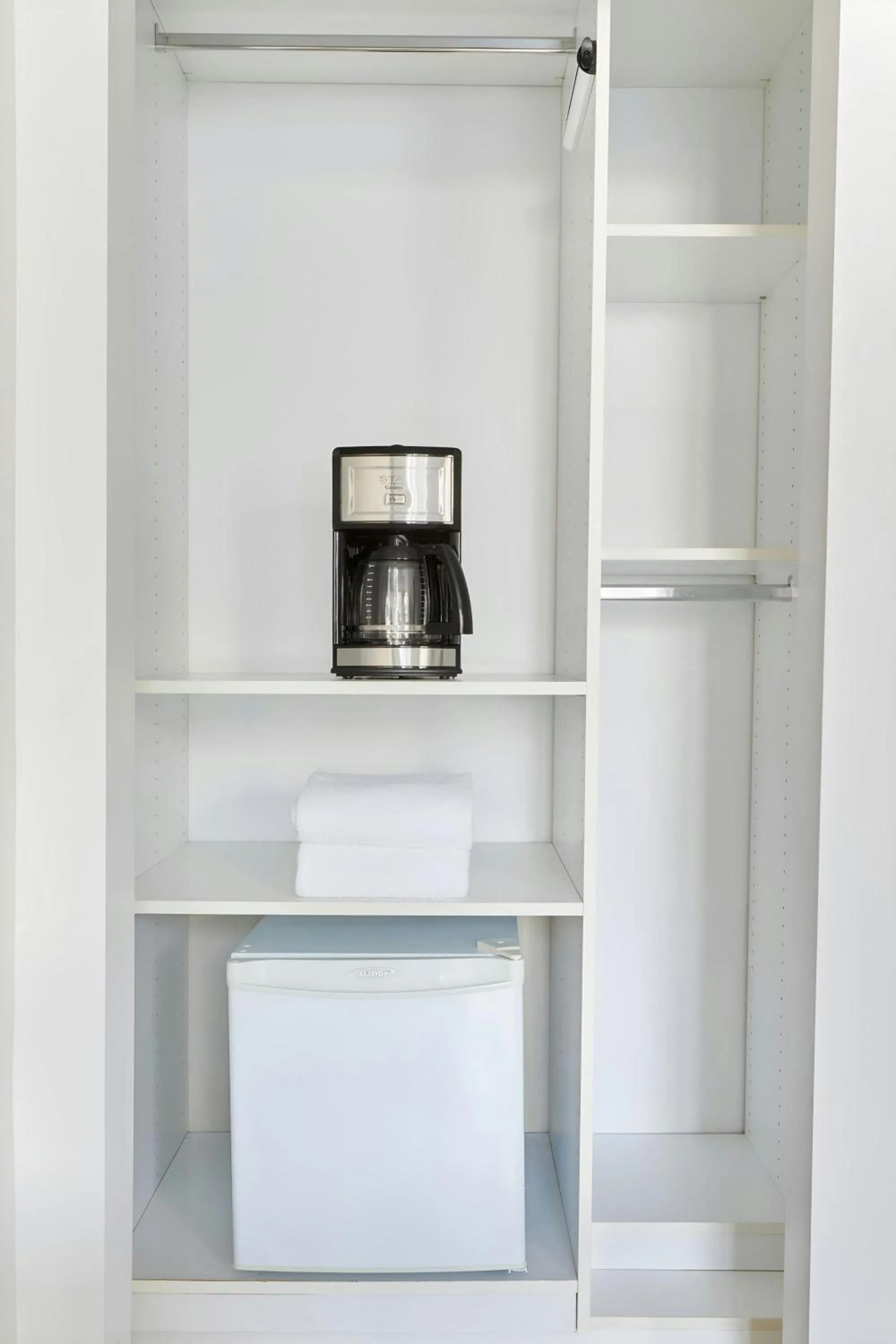 Bedroom in The Beverley Hotel Queen West, Sonder by Marriott Bonvoy