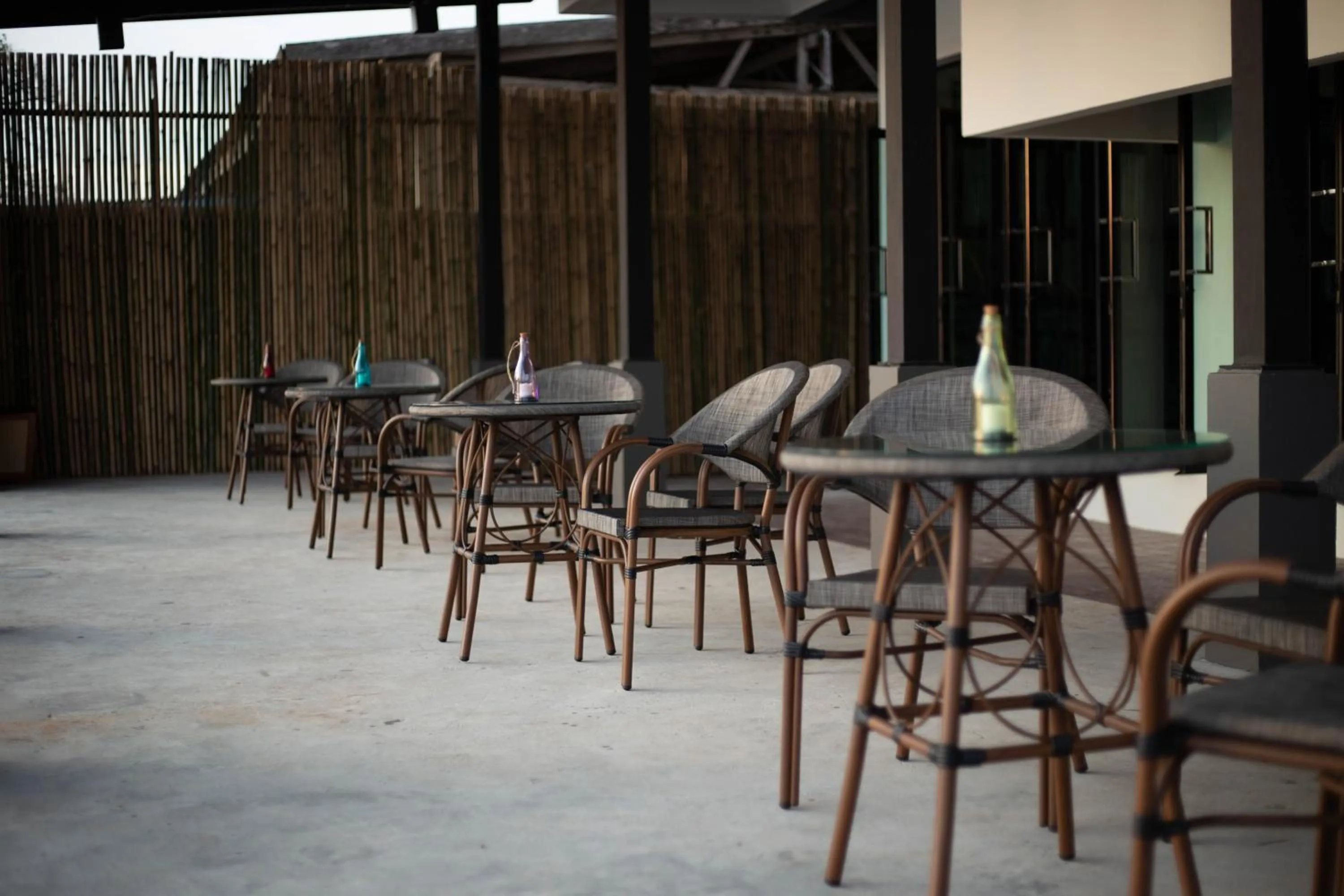 Inner courtyard view in The Blue C Donsak