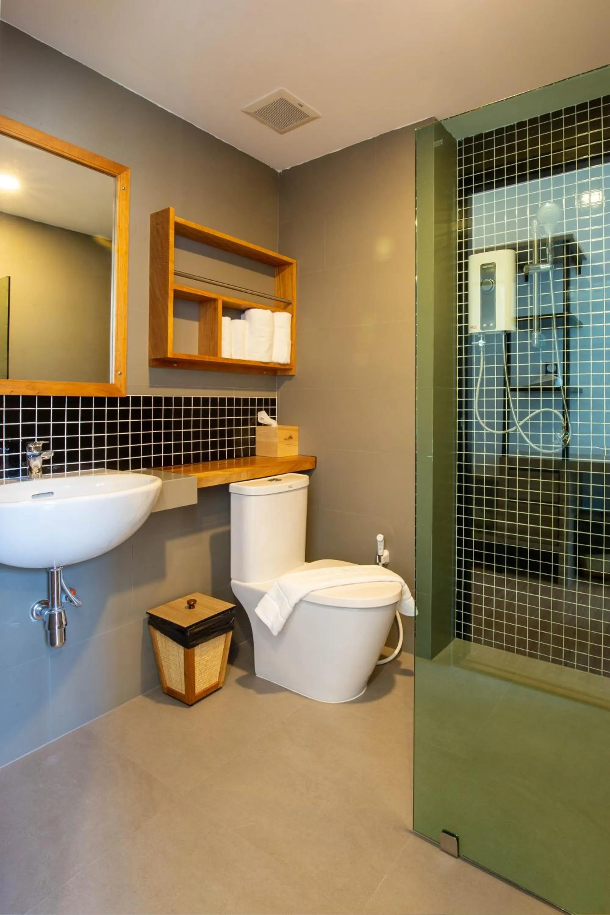 Bathroom in The Blue C Donsak