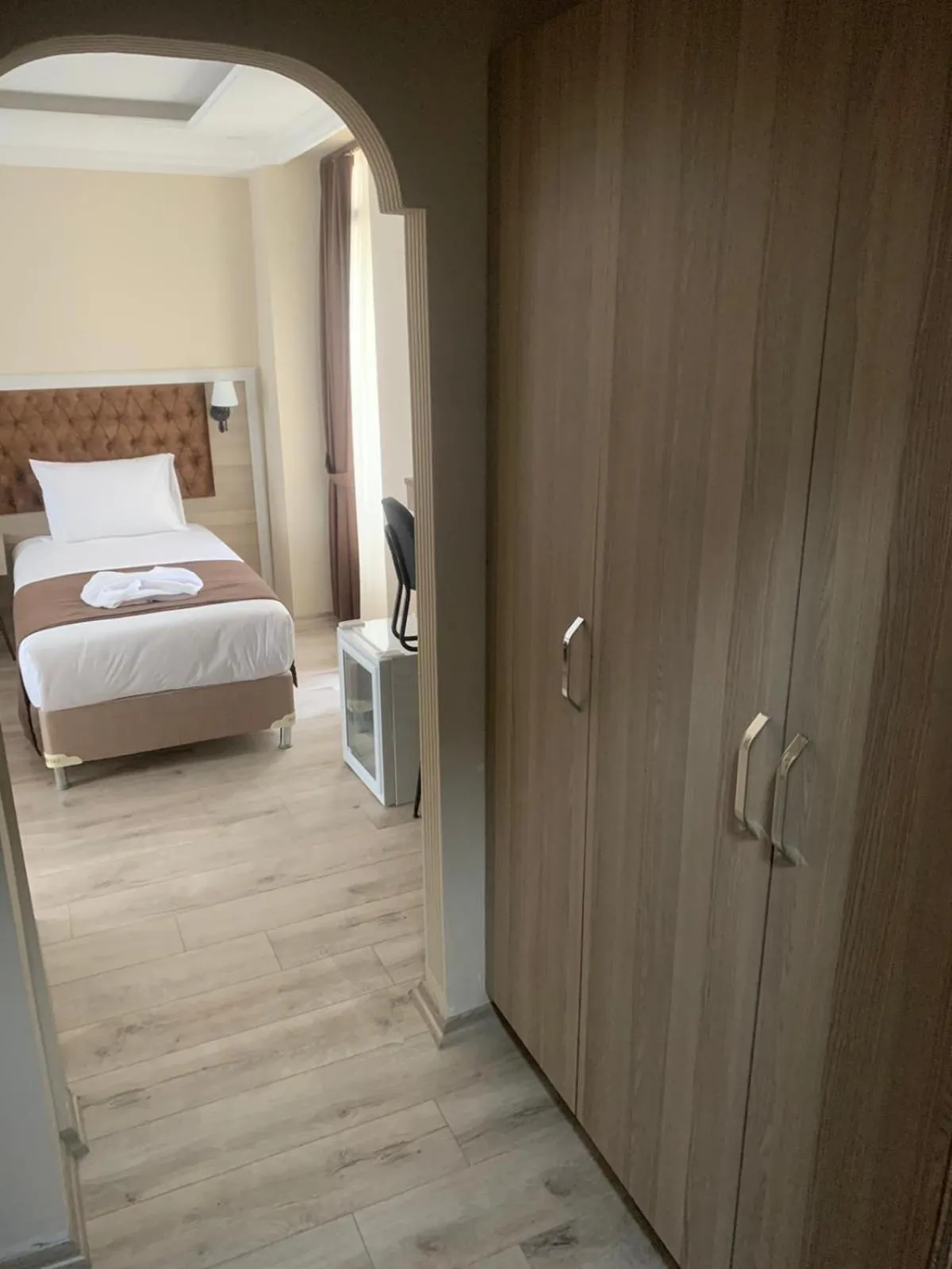 Photo of the whole room, Bed in Luna Suites Taksim