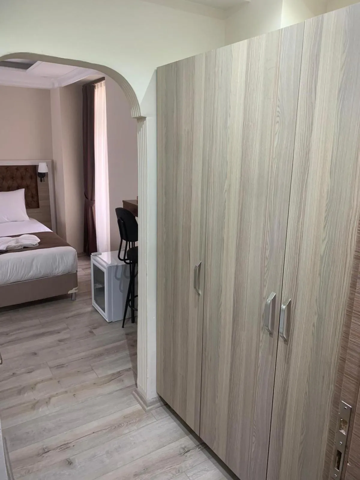 Photo of the whole room, Bed in Luna Suites Taksim